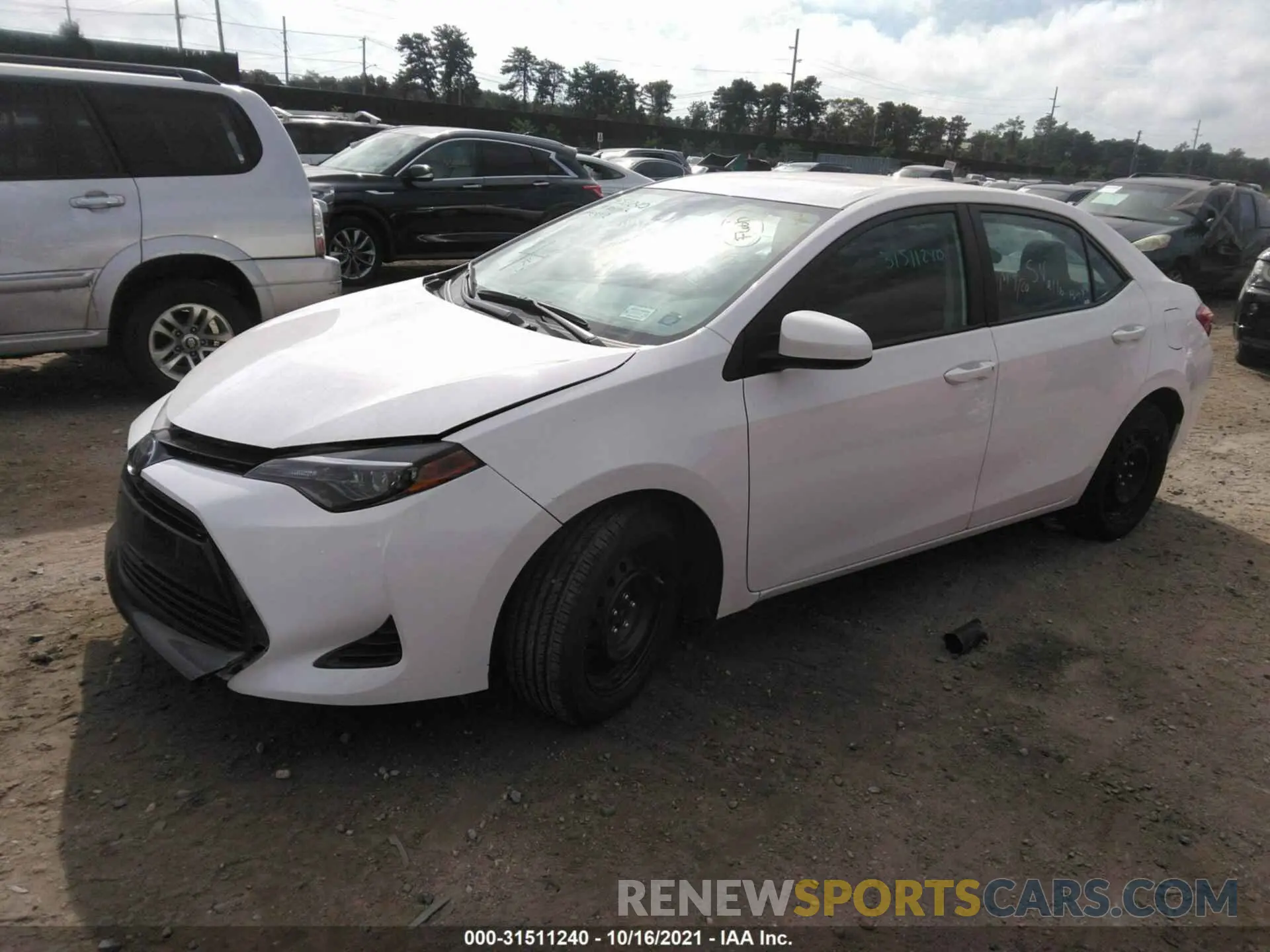 2 fotografías del automóvil dañado 2T1BURHE9KC226189 TOYOTA COROLLA 2019