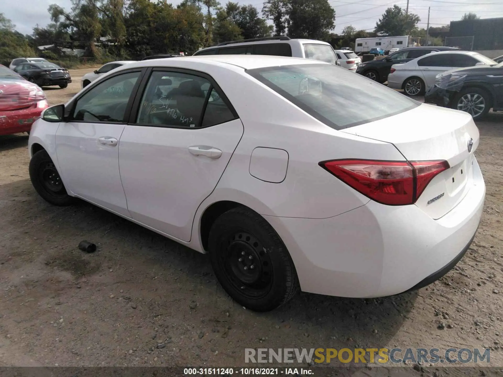 3 fotografías del automóvil dañado 2T1BURHE9KC226189 TOYOTA COROLLA 2019