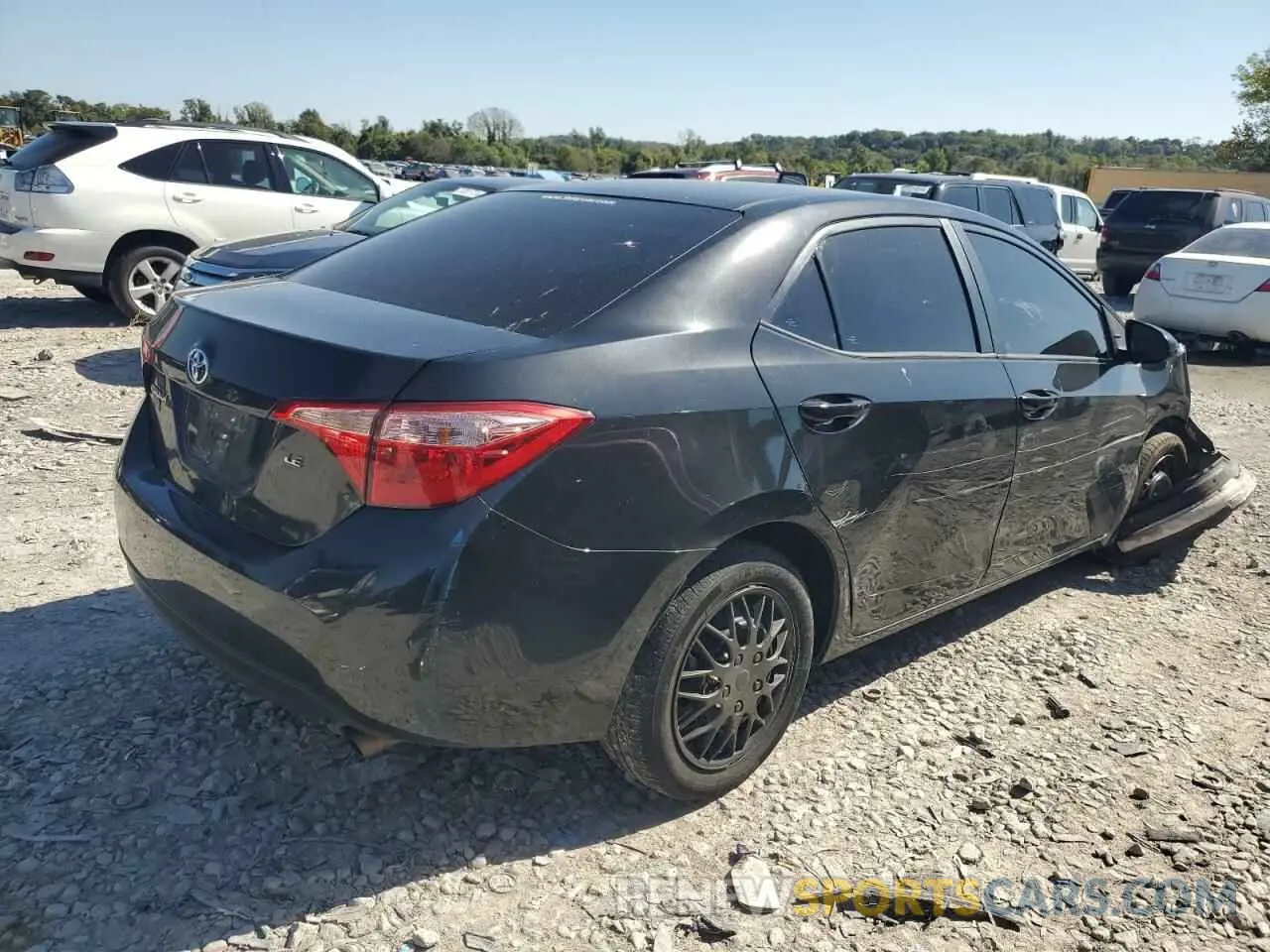 3 fotografías del automóvil dañado 2T1BURHE9KC230081 TOYOTA COROLLA 2019
