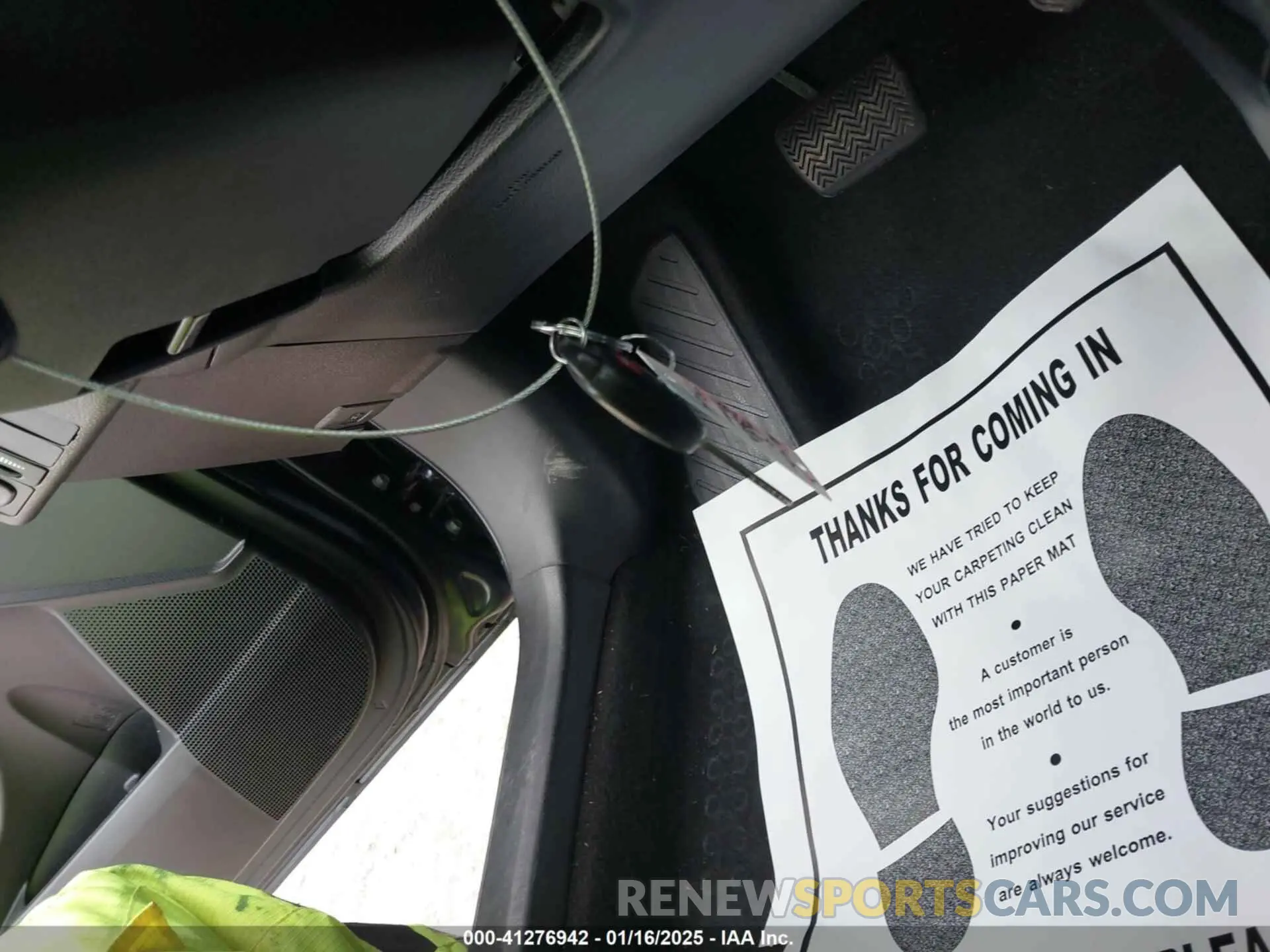 11 fotografías del automóvil dañado 2T1BURHE9KC232204 TOYOTA COROLLA 2019