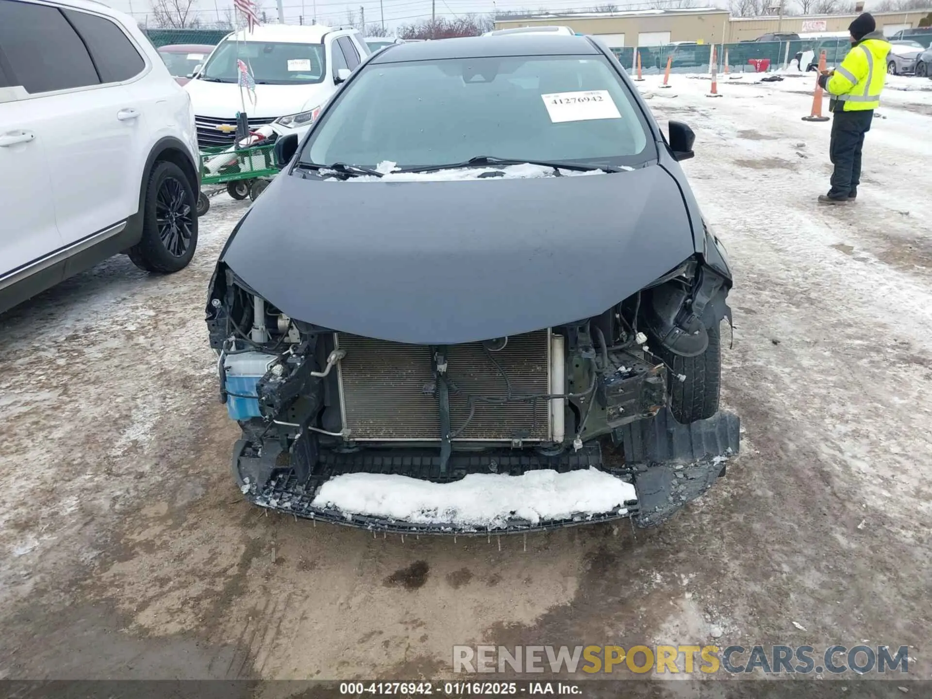 12 fotografías del automóvil dañado 2T1BURHE9KC232204 TOYOTA COROLLA 2019