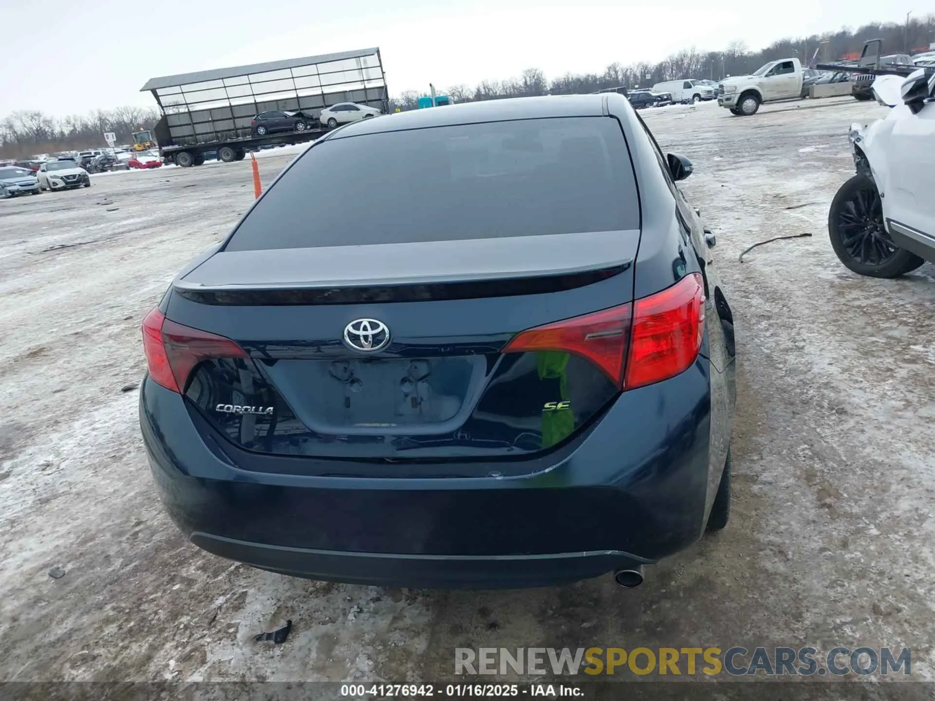 16 fotografías del automóvil dañado 2T1BURHE9KC232204 TOYOTA COROLLA 2019