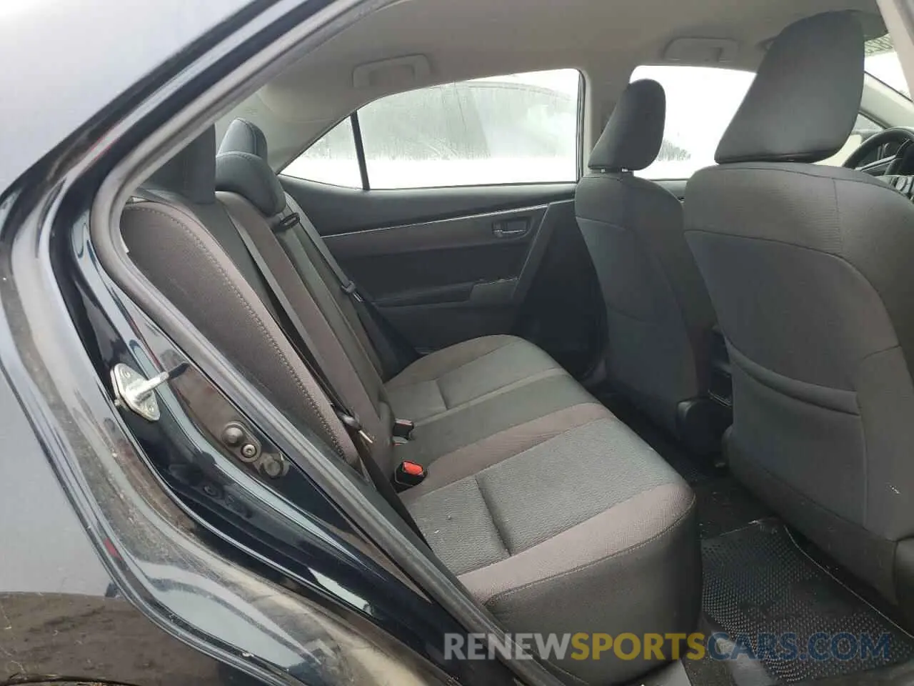 10 fotografías del automóvil dañado 2T1BURHE9KC237354 TOYOTA COROLLA 2019