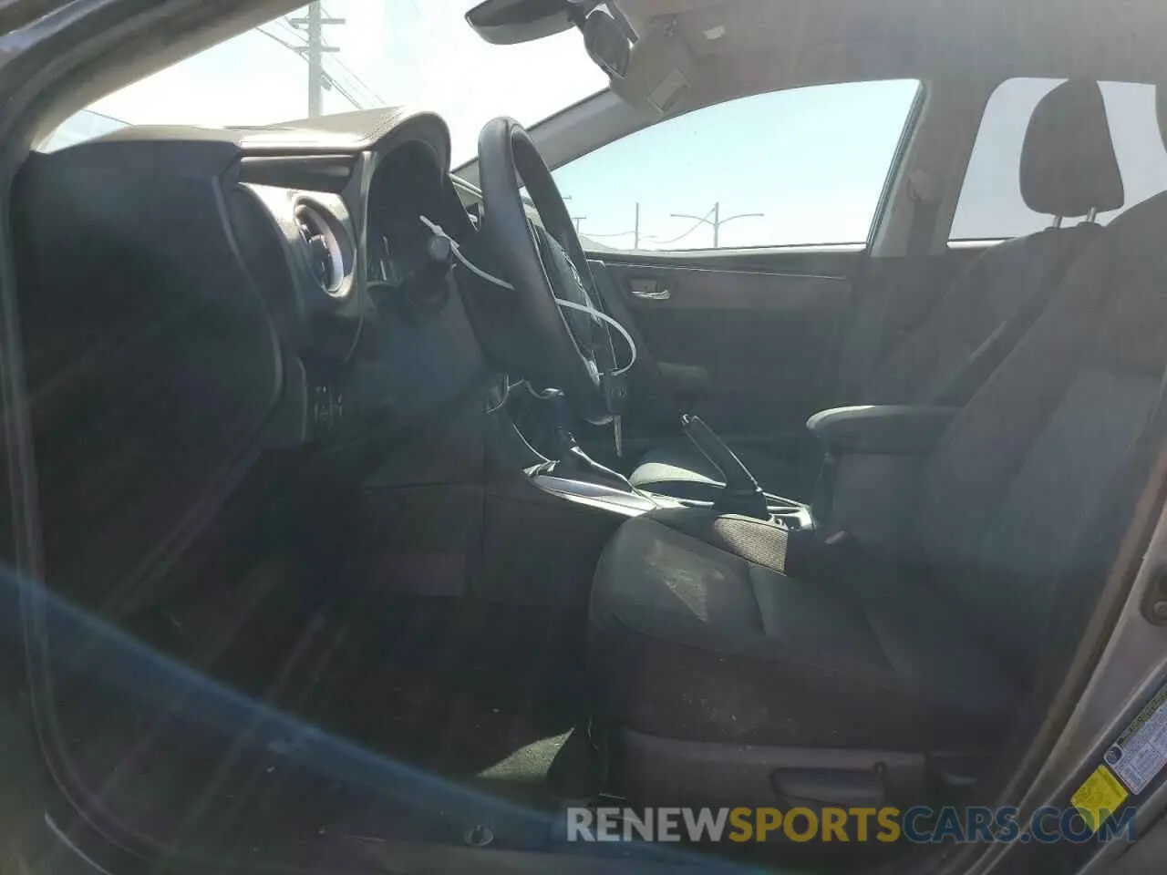 7 fotografías del automóvil dañado 2T1BURHE9KC239833 TOYOTA COROLLA 2019