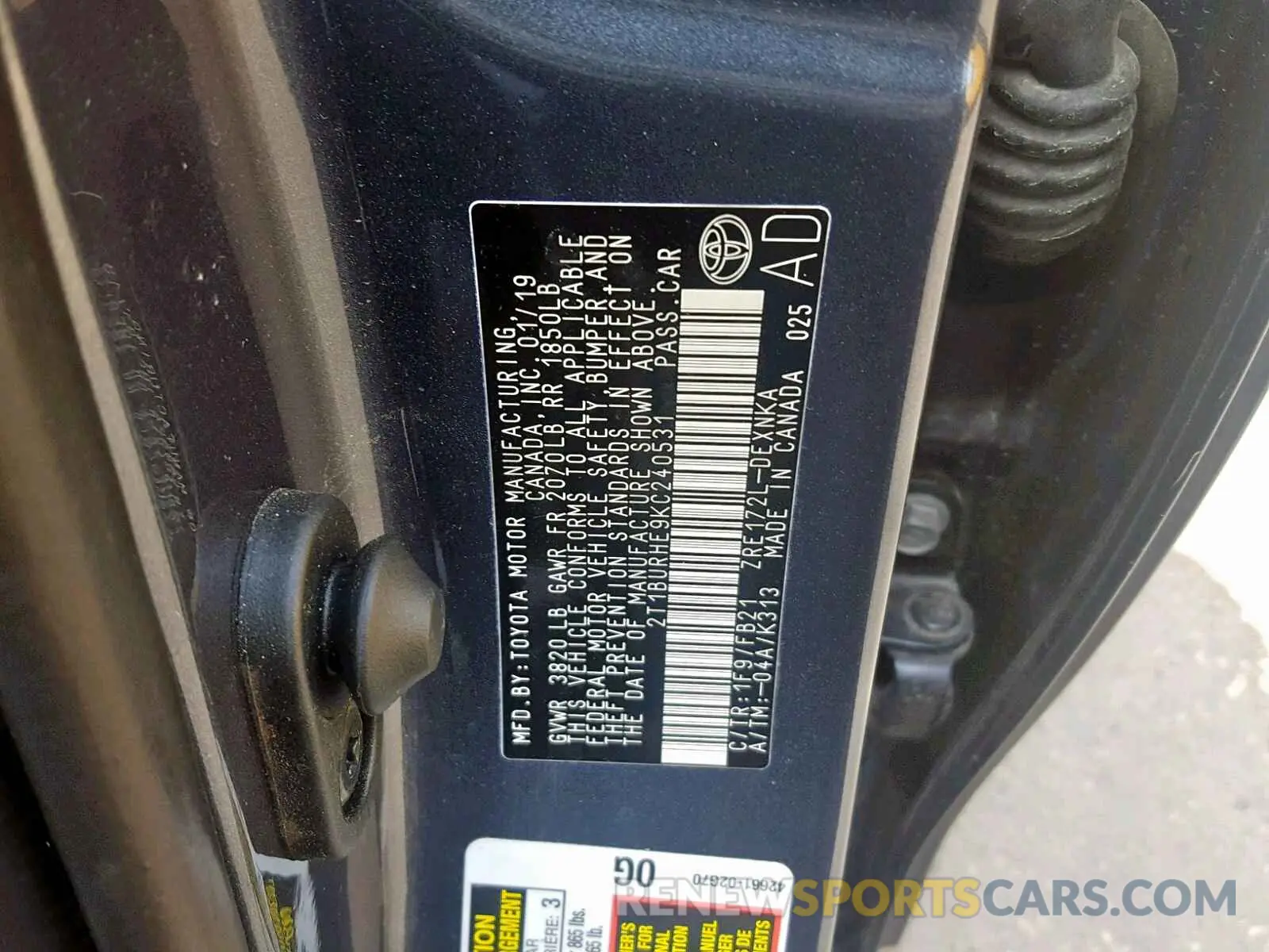 10 fotografías del automóvil dañado 2T1BURHE9KC240531 TOYOTA COROLLA 2019