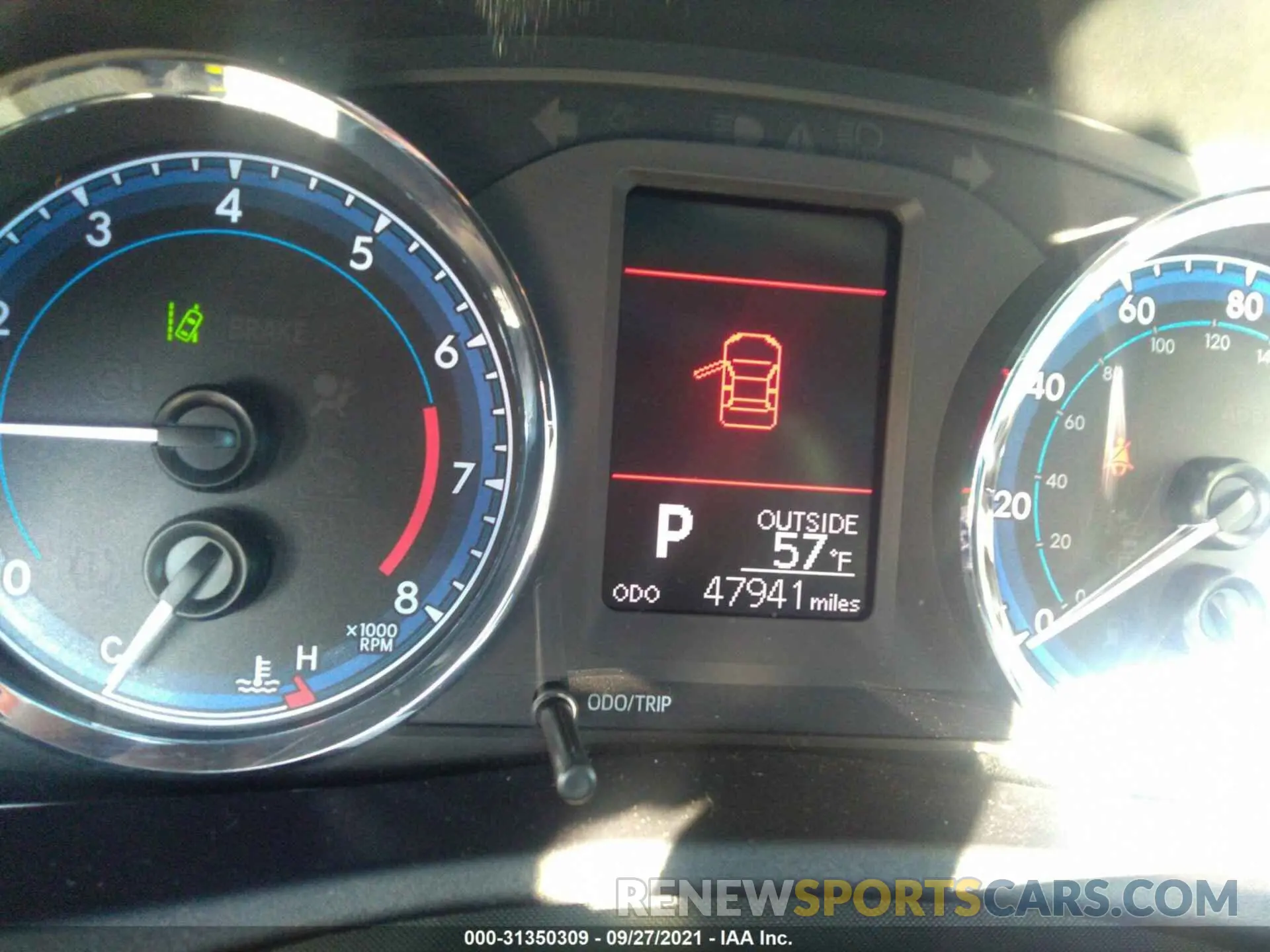 7 fotografías del automóvil dañado 2T1BURHE9KC242540 TOYOTA COROLLA 2019