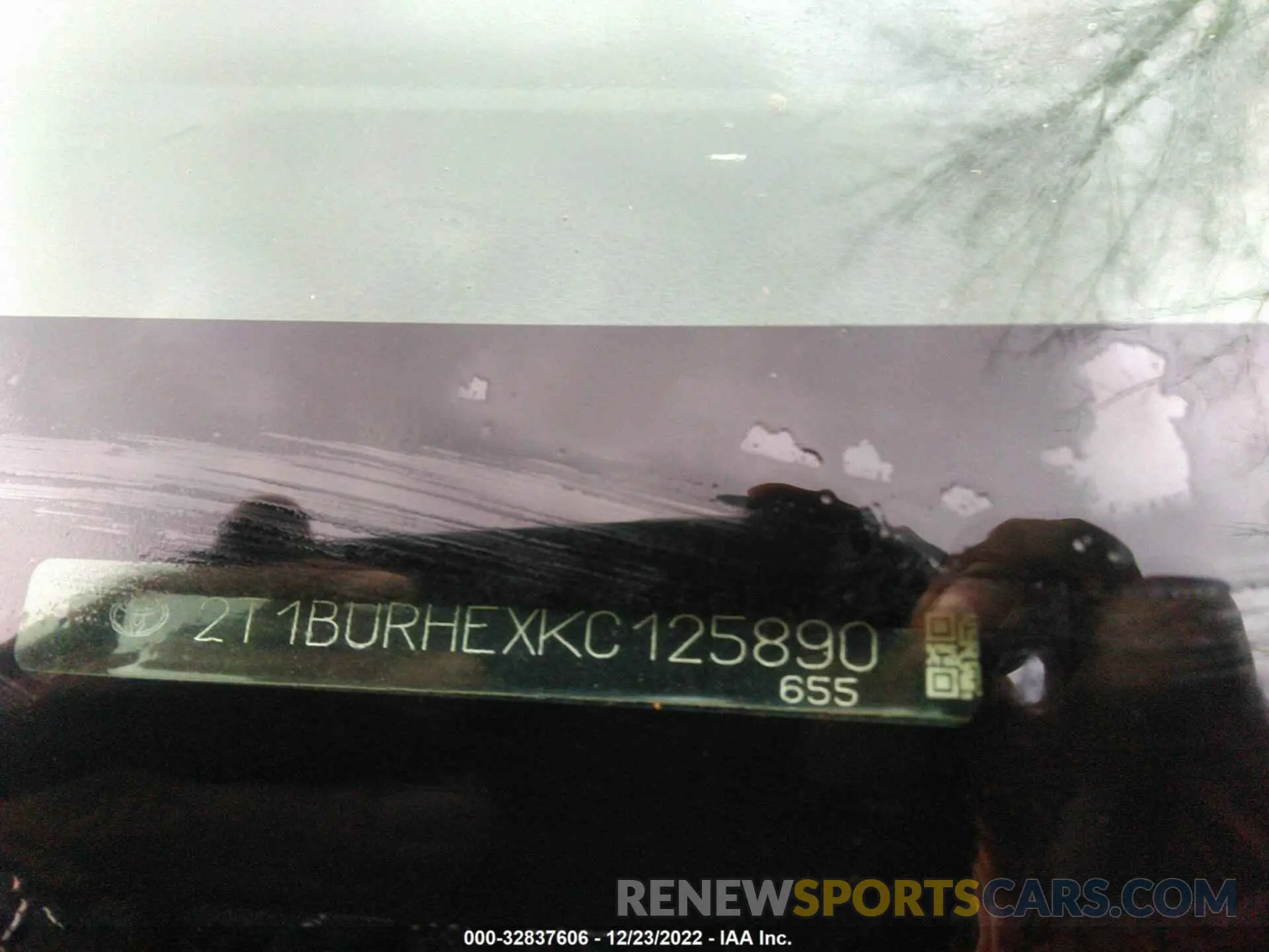 9 fotografías del automóvil dañado 2T1BURHEXKC125890 TOYOTA COROLLA 2019