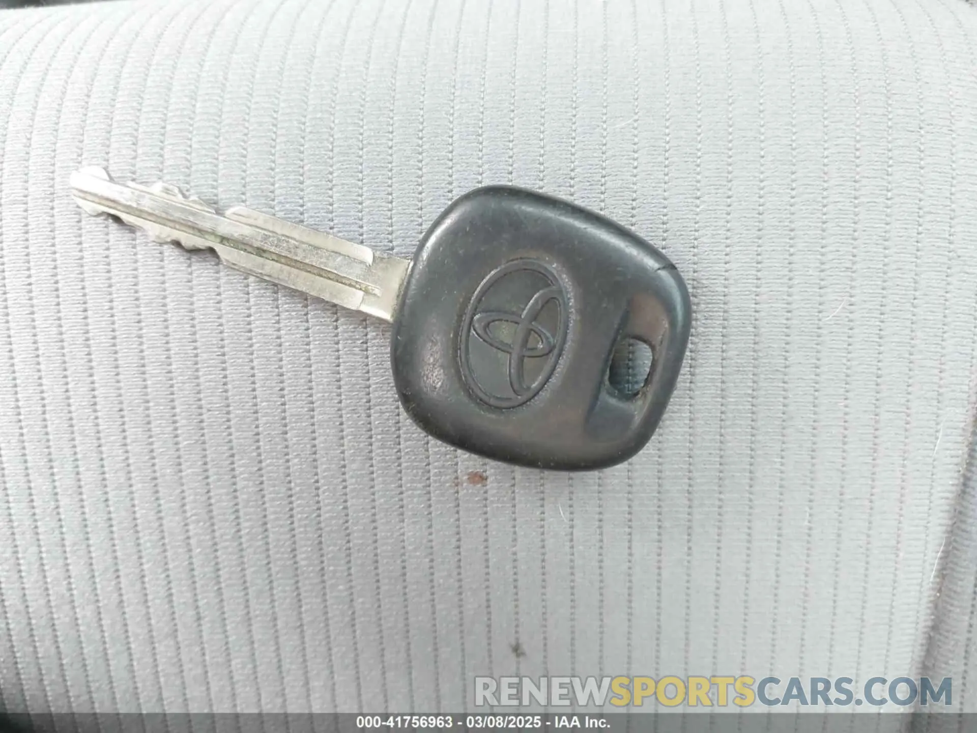 11 fotografías del automóvil dañado 2T1BURHEXKC138753 TOYOTA COROLLA 2019