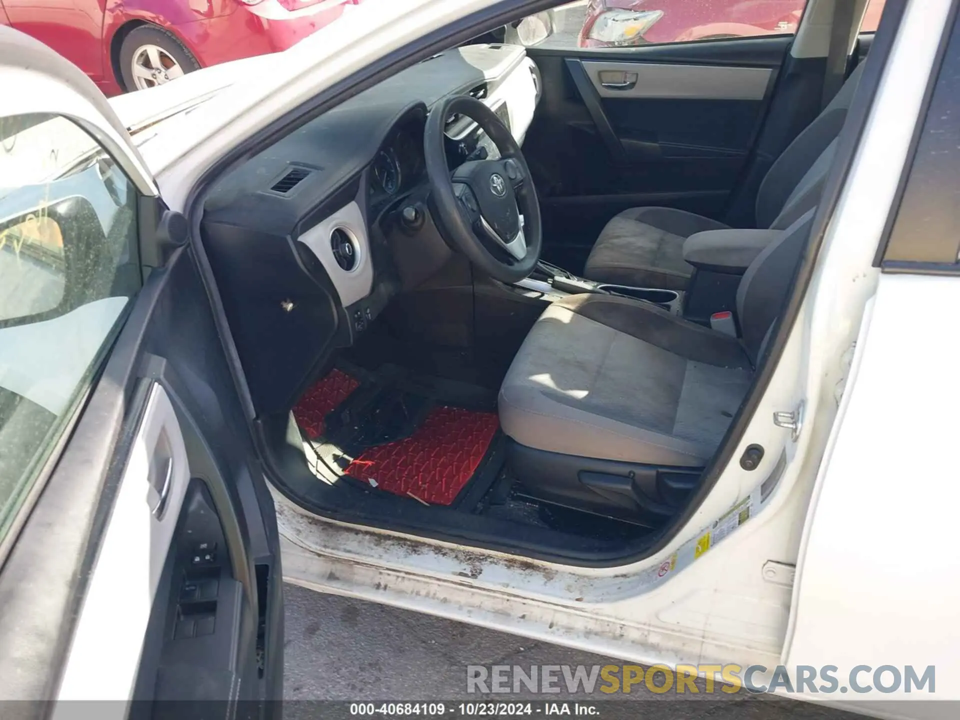 5 fotografías del automóvil dañado 2T1BURHEXKC146660 TOYOTA COROLLA 2019