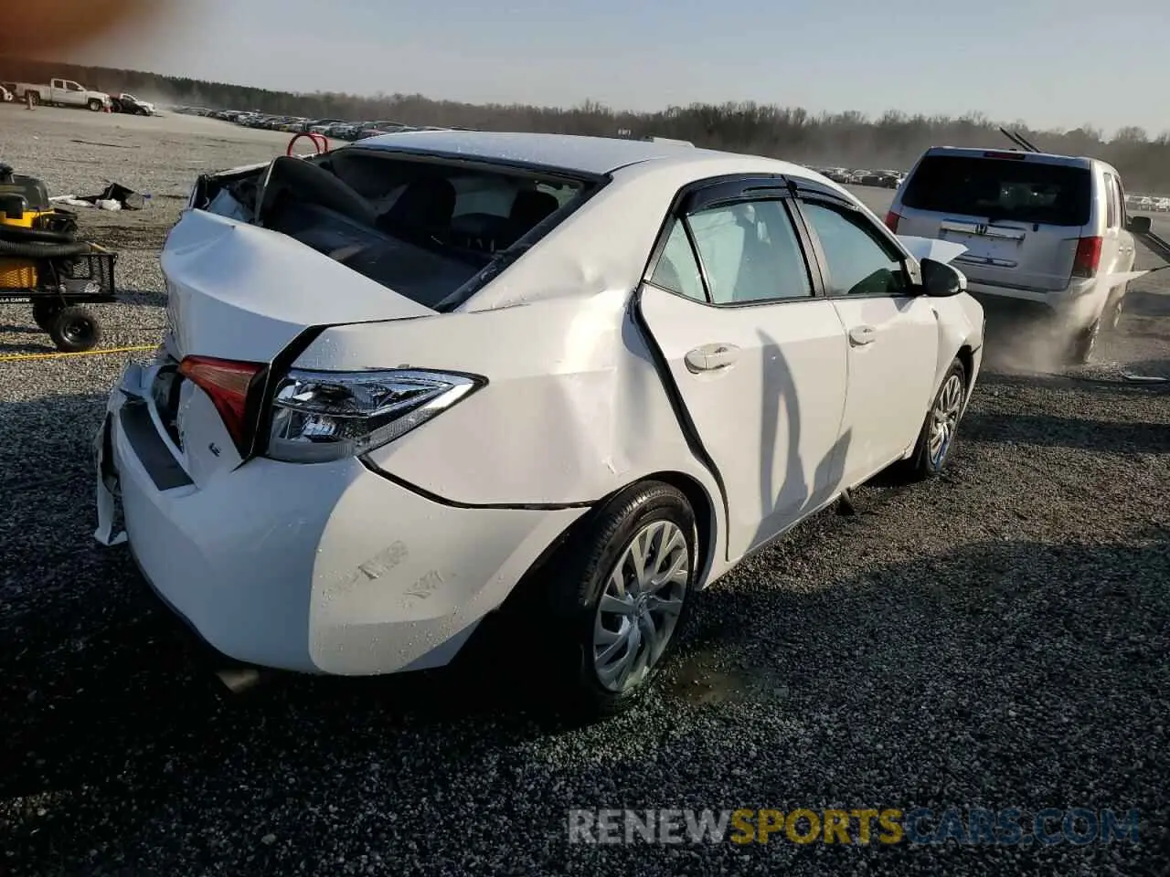 3 fotografías del automóvil dañado 2T1BURHEXKC148358 TOYOTA COROLLA 2019