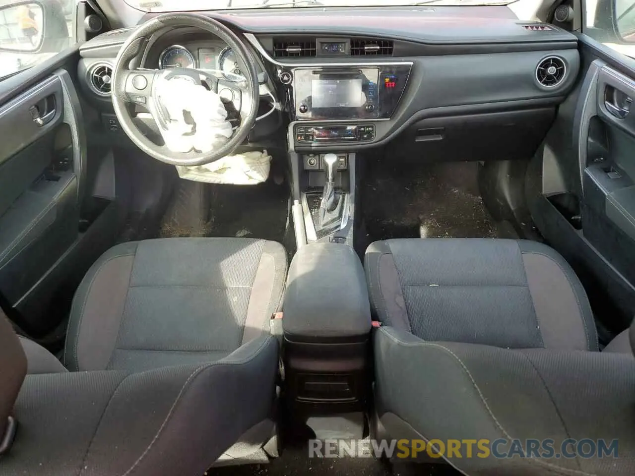 8 fotografías del automóvil dañado 2T1BURHEXKC150241 TOYOTA COROLLA 2019