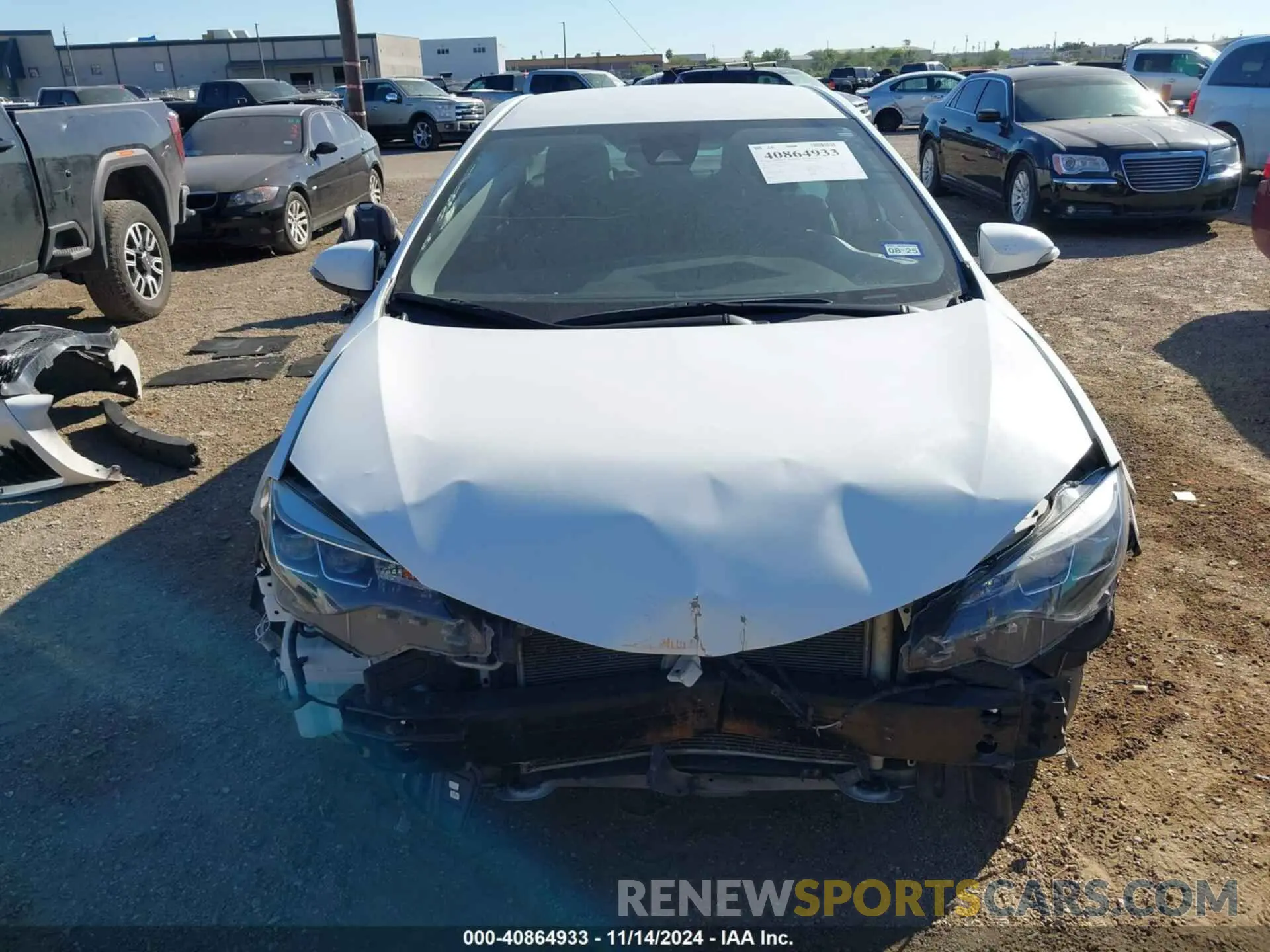 11 fotografías del automóvil dañado 2T1BURHEXKC150627 TOYOTA COROLLA 2019