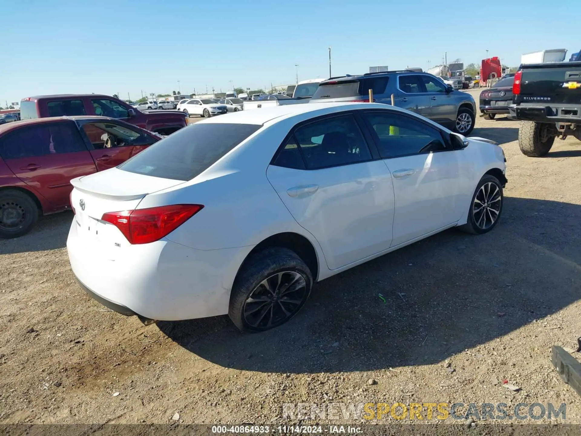 4 fotografías del automóvil dañado 2T1BURHEXKC150627 TOYOTA COROLLA 2019