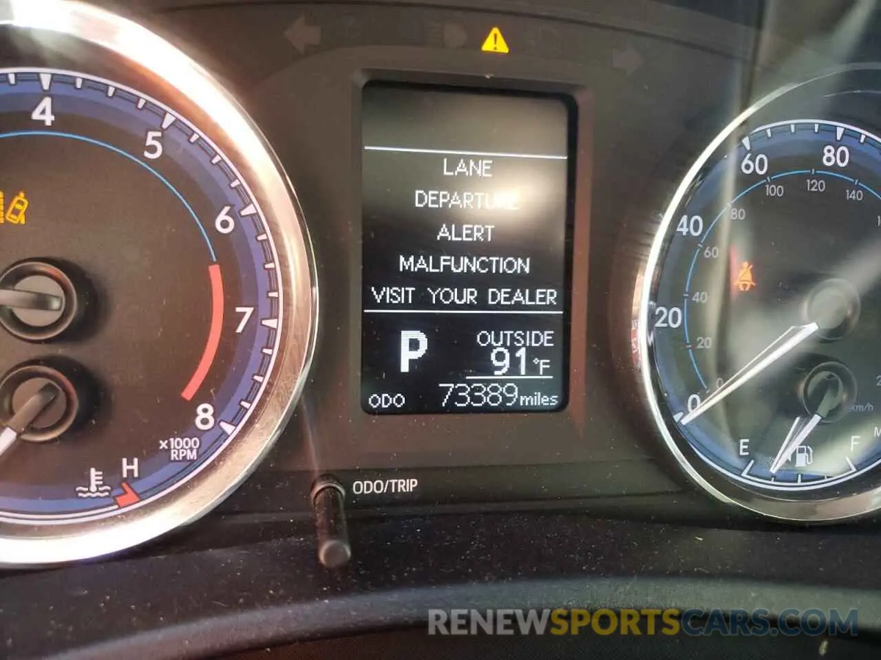8 fotografías del automóvil dañado 2T1BURHEXKC151423 TOYOTA COROLLA 2019
