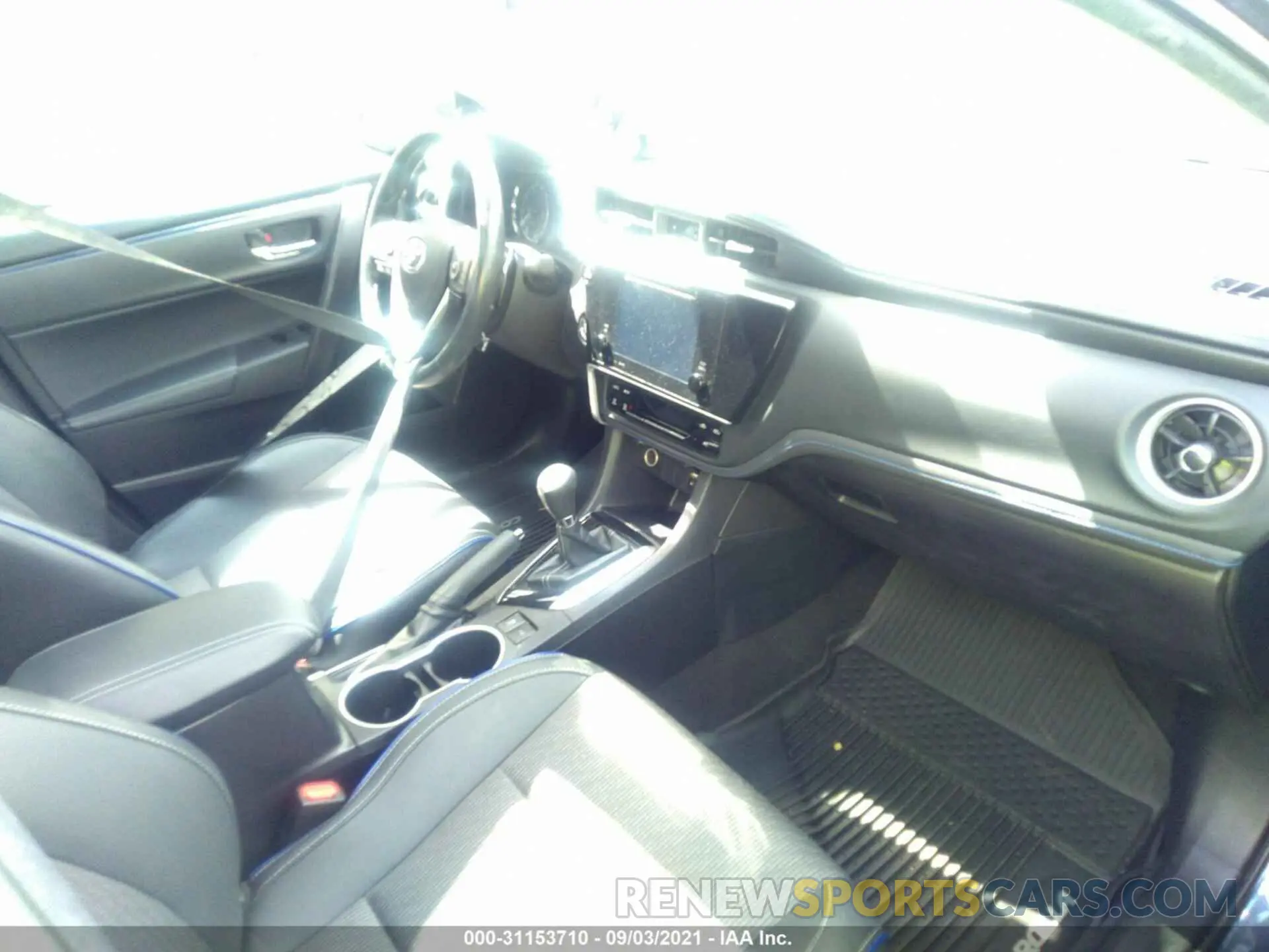 5 fotografías del automóvil dañado 2T1BURHEXKC169503 TOYOTA COROLLA 2019