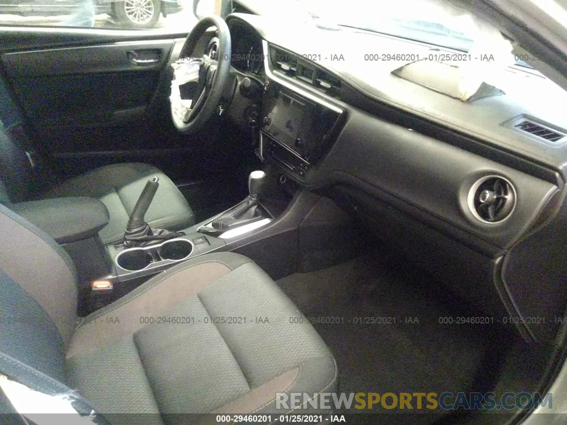 5 fotografías del automóvil dañado 2T1BURHEXKC173194 TOYOTA COROLLA 2019
