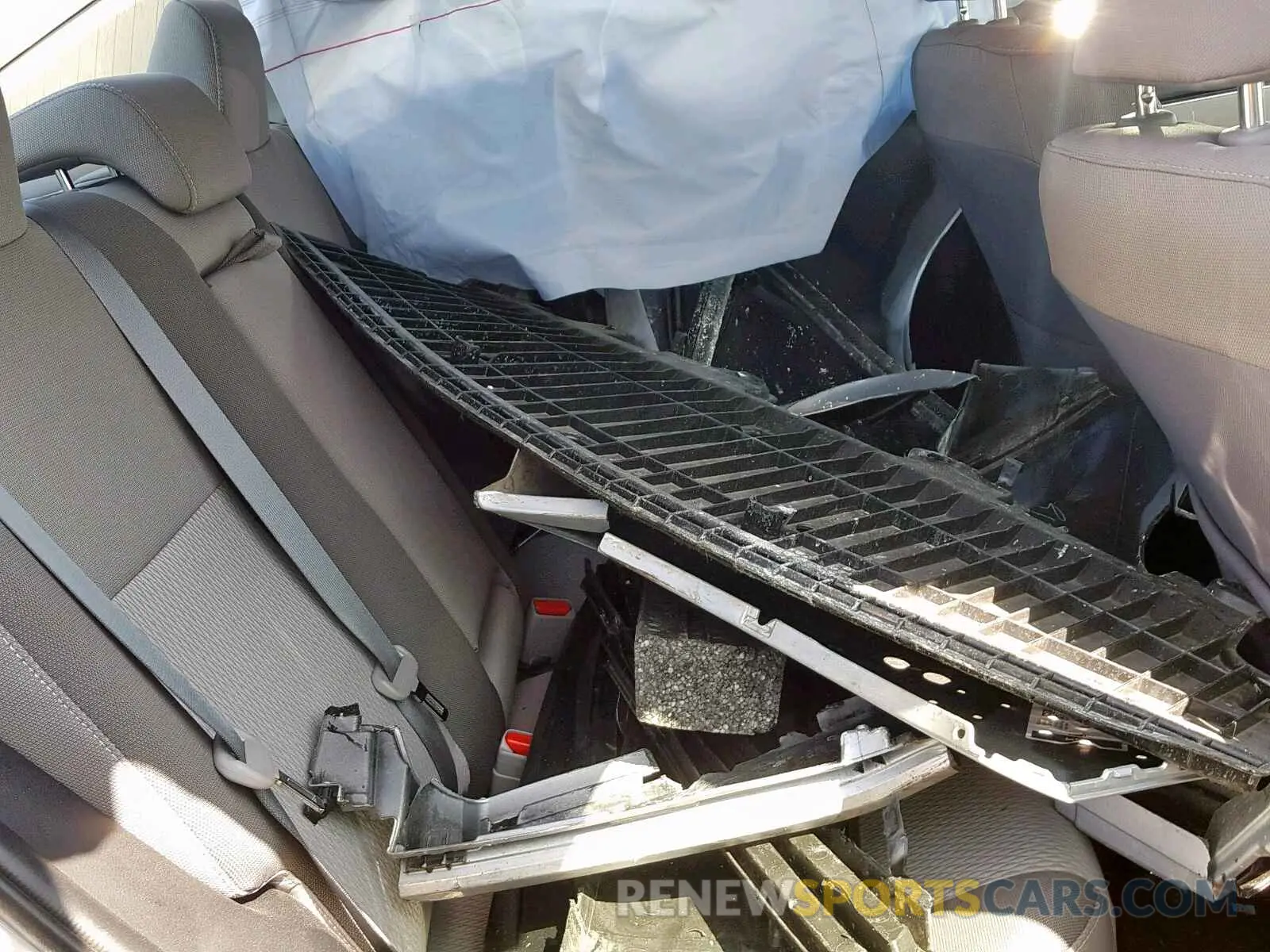 6 fotografías del automóvil dañado 2T1BURHEXKC175205 TOYOTA COROLLA 2019