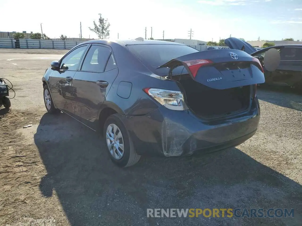 3 fotografías del automóvil dañado 2T1BURHEXKC180775 TOYOTA COROLLA 2019