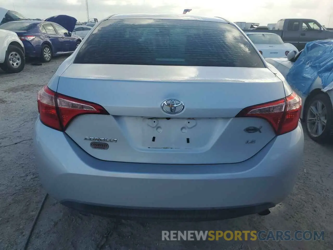 6 fotografías del automóvil dañado 2T1BURHEXKC191579 TOYOTA COROLLA 2019