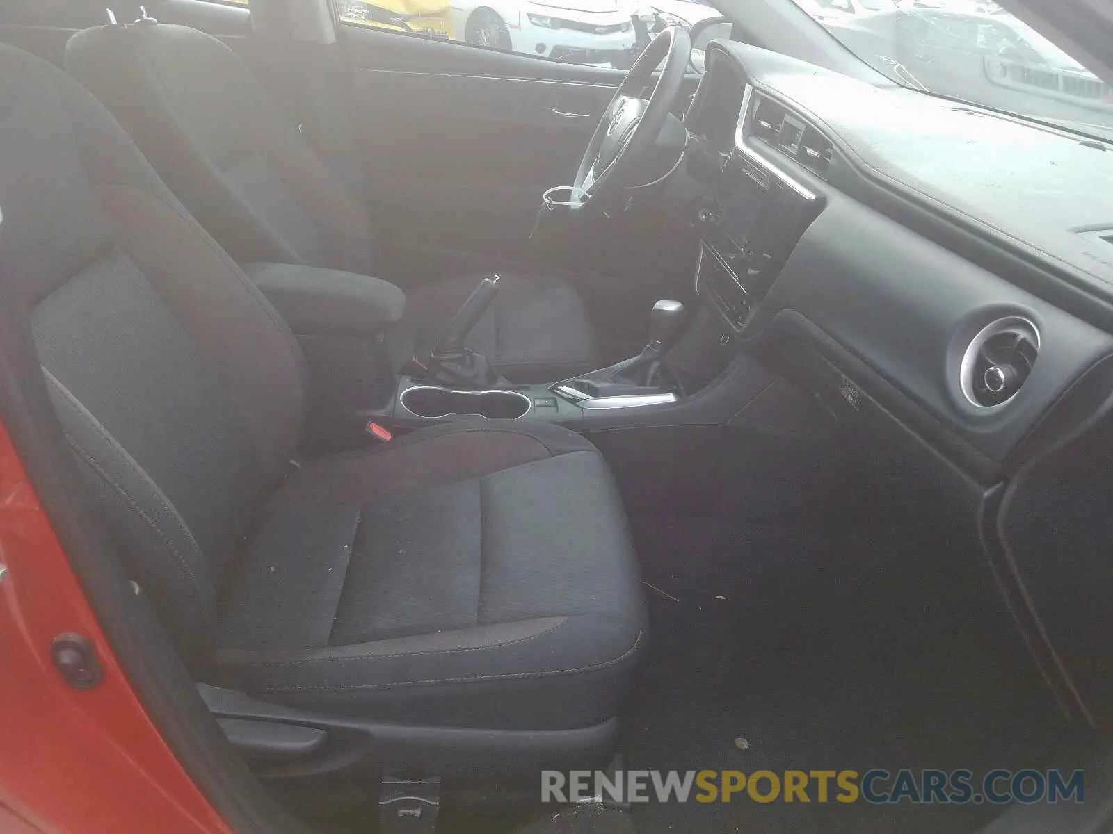 5 fotografías del automóvil dañado 2T1BURHEXKC204993 TOYOTA COROLLA 2019