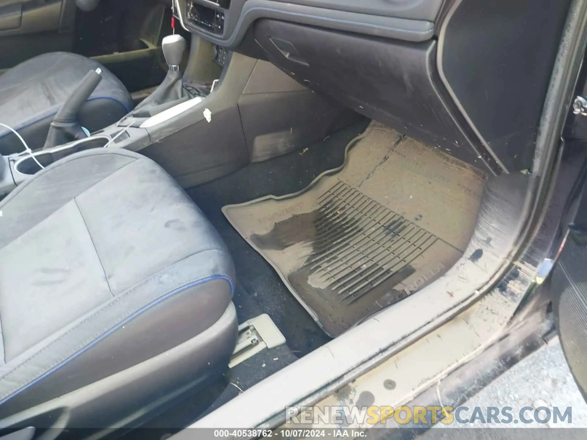 6 fotografías del automóvil dañado 2T1BURHEXKC224354 TOYOTA COROLLA 2019