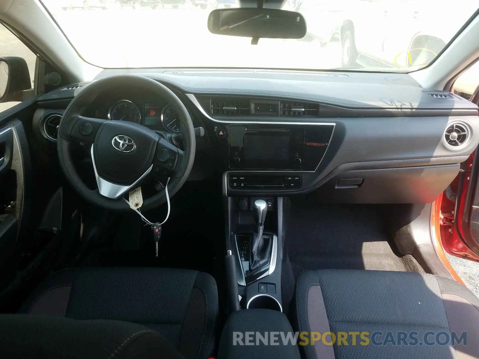 9 fotografías del automóvil dañado 2T1BURHEXKC228176 TOYOTA COROLLA 2019