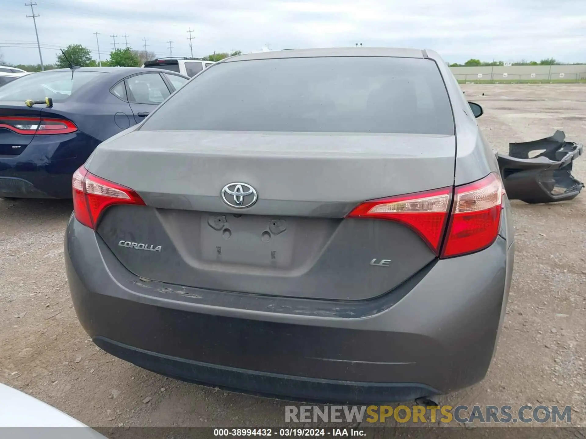16 fotografías del automóvil dañado 2T1BURHEXKC238738 TOYOTA COROLLA 2019