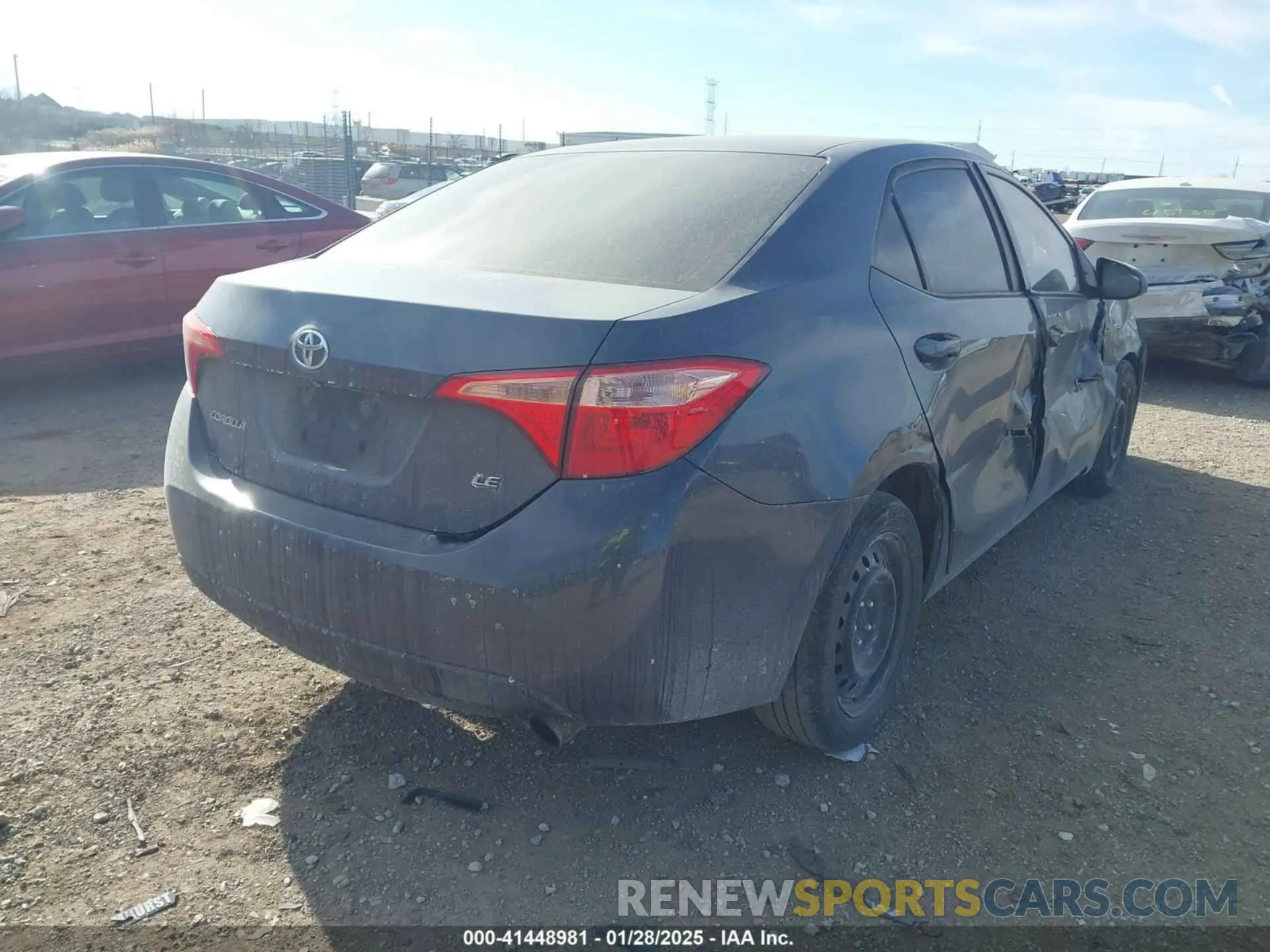 4 fotografías del automóvil dañado 2T1BURHEXKC244071 TOYOTA COROLLA 2019