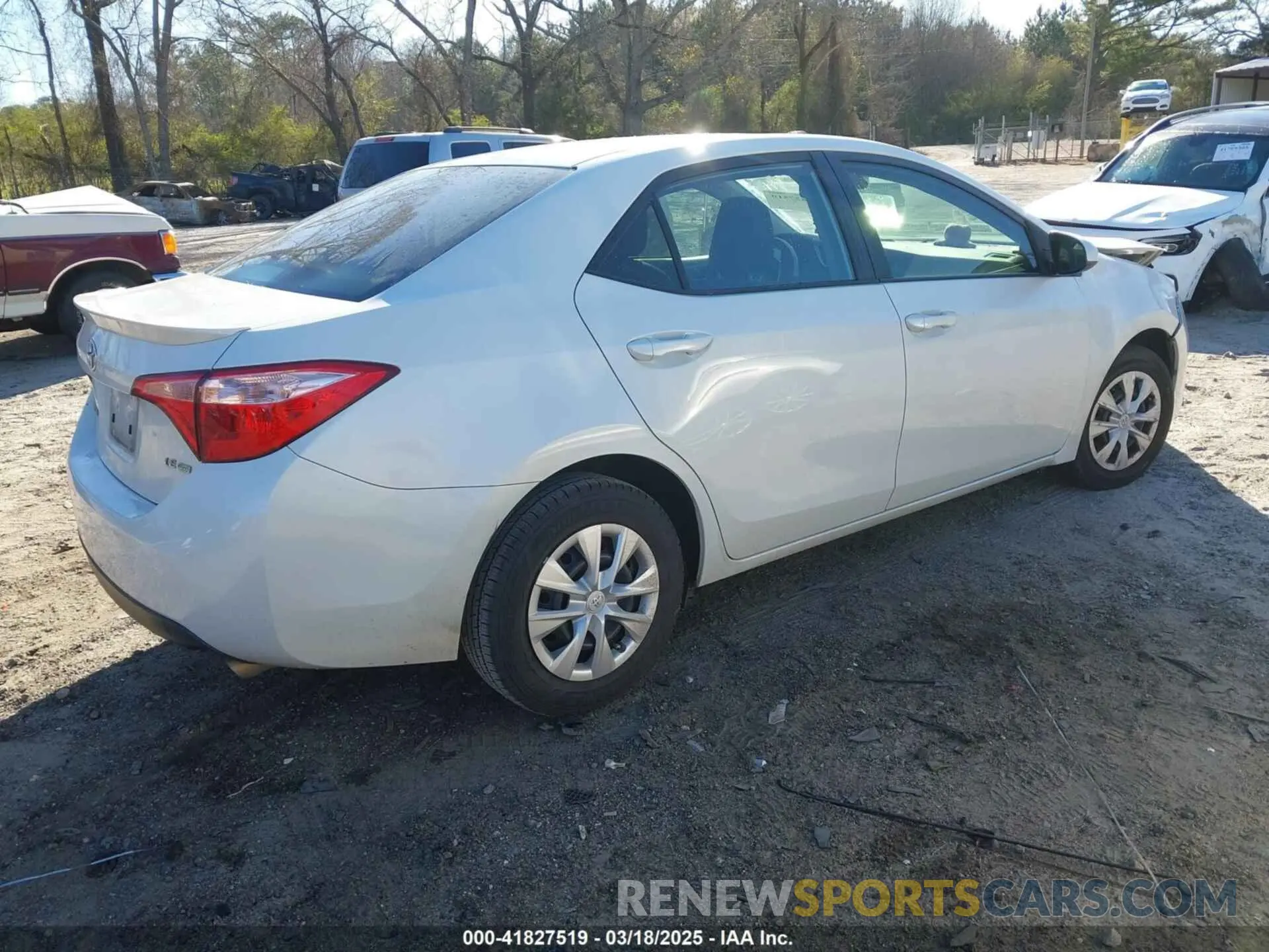 4 fotografías del automóvil dañado 5YFBPRHE9KP875711 TOYOTA COROLLA 2019