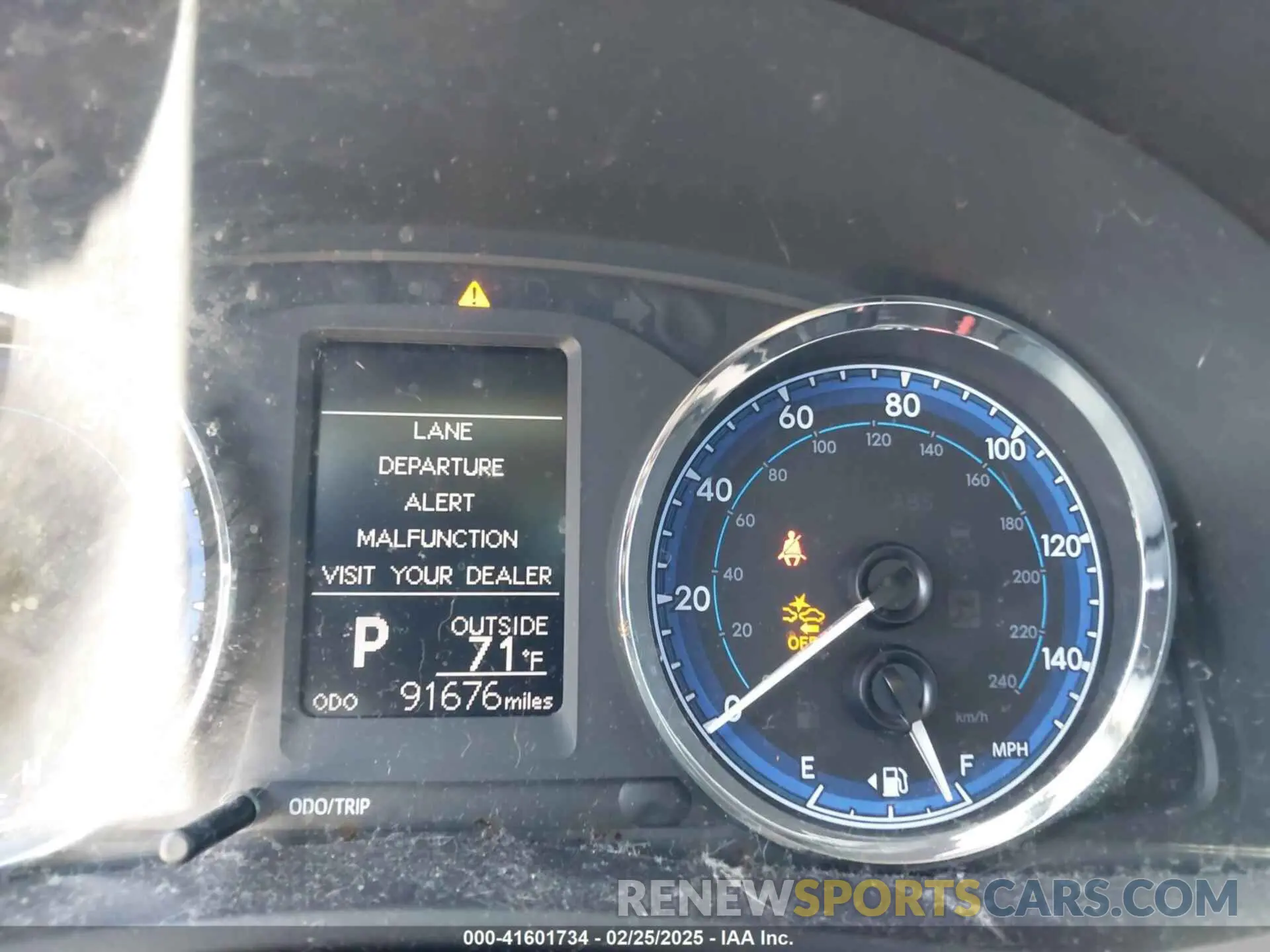 15 fotografías del automóvil dañado 5YFBURHE0KP858708 TOYOTA COROLLA 2019