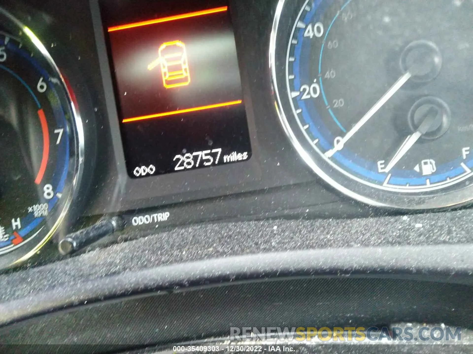 7 fotografías del automóvil dañado 5YFBURHE0KP859258 TOYOTA COROLLA 2019