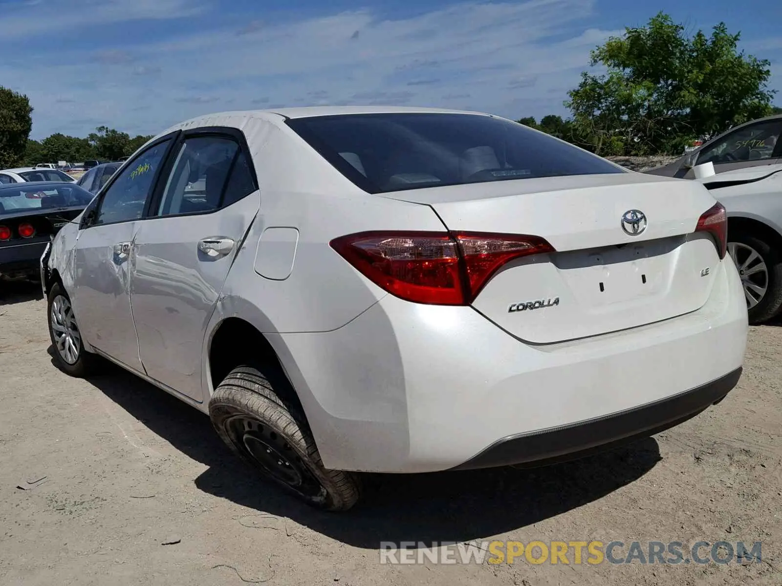 3 fotografías del automóvil dañado 5YFBURHE0KP860135 TOYOTA COROLLA 2019
