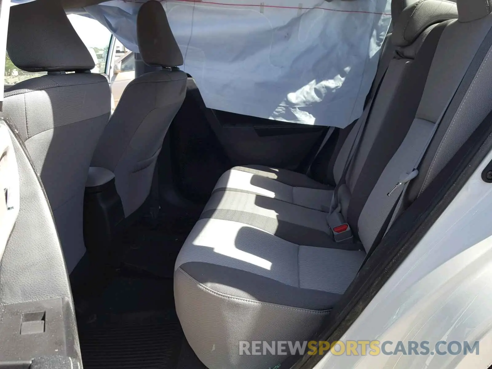 6 fotografías del automóvil dañado 5YFBURHE0KP860135 TOYOTA COROLLA 2019