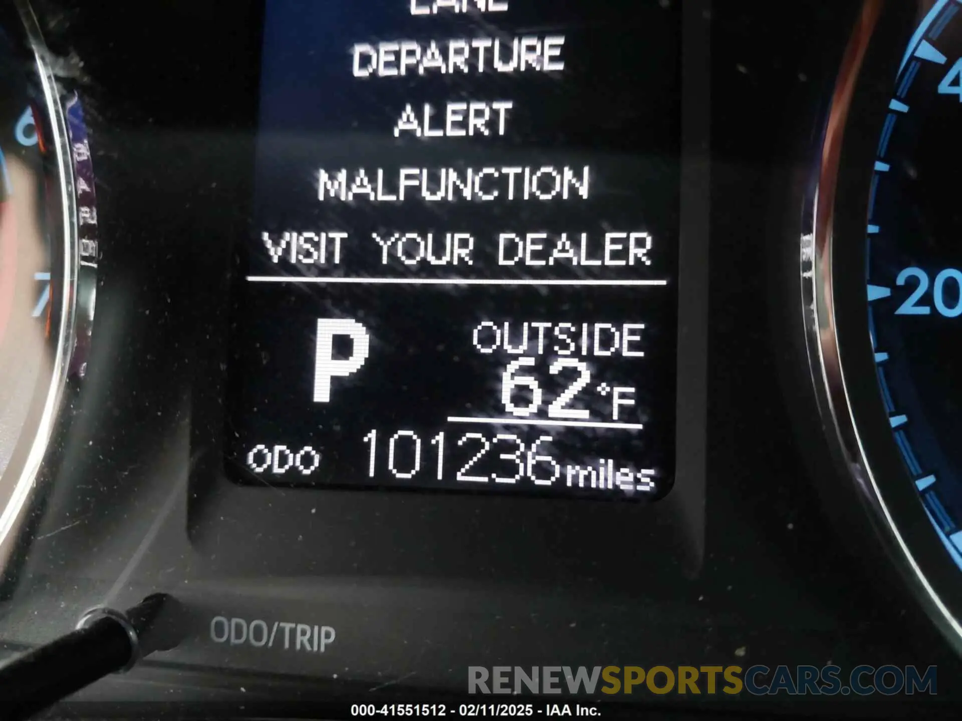 16 fotografías del automóvil dañado 5YFBURHE0KP861141 TOYOTA COROLLA 2019