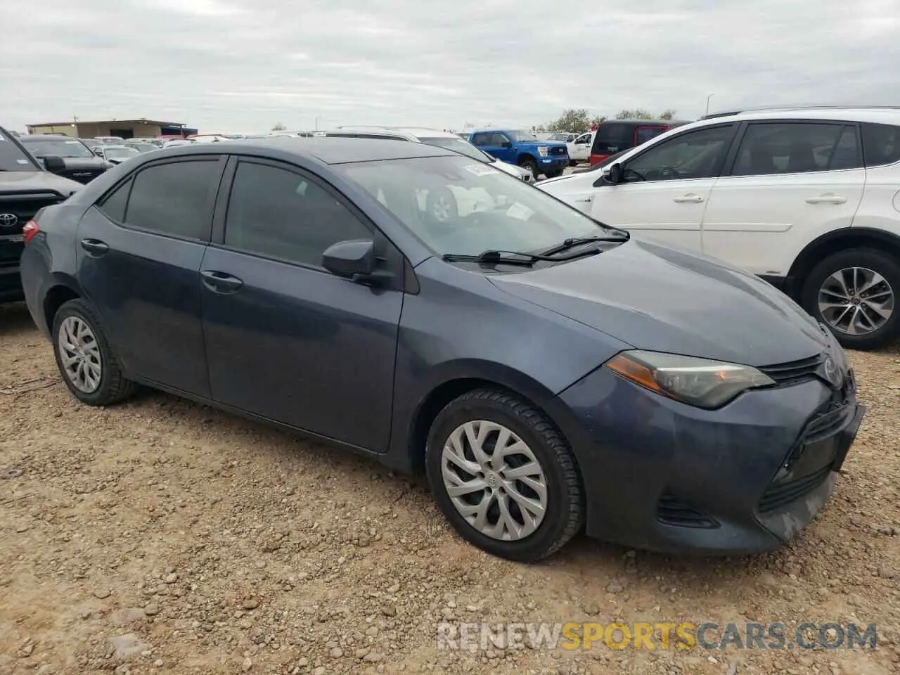 4 fotografías del automóvil dañado 5YFBURHE0KP863987 TOYOTA COROLLA 2019