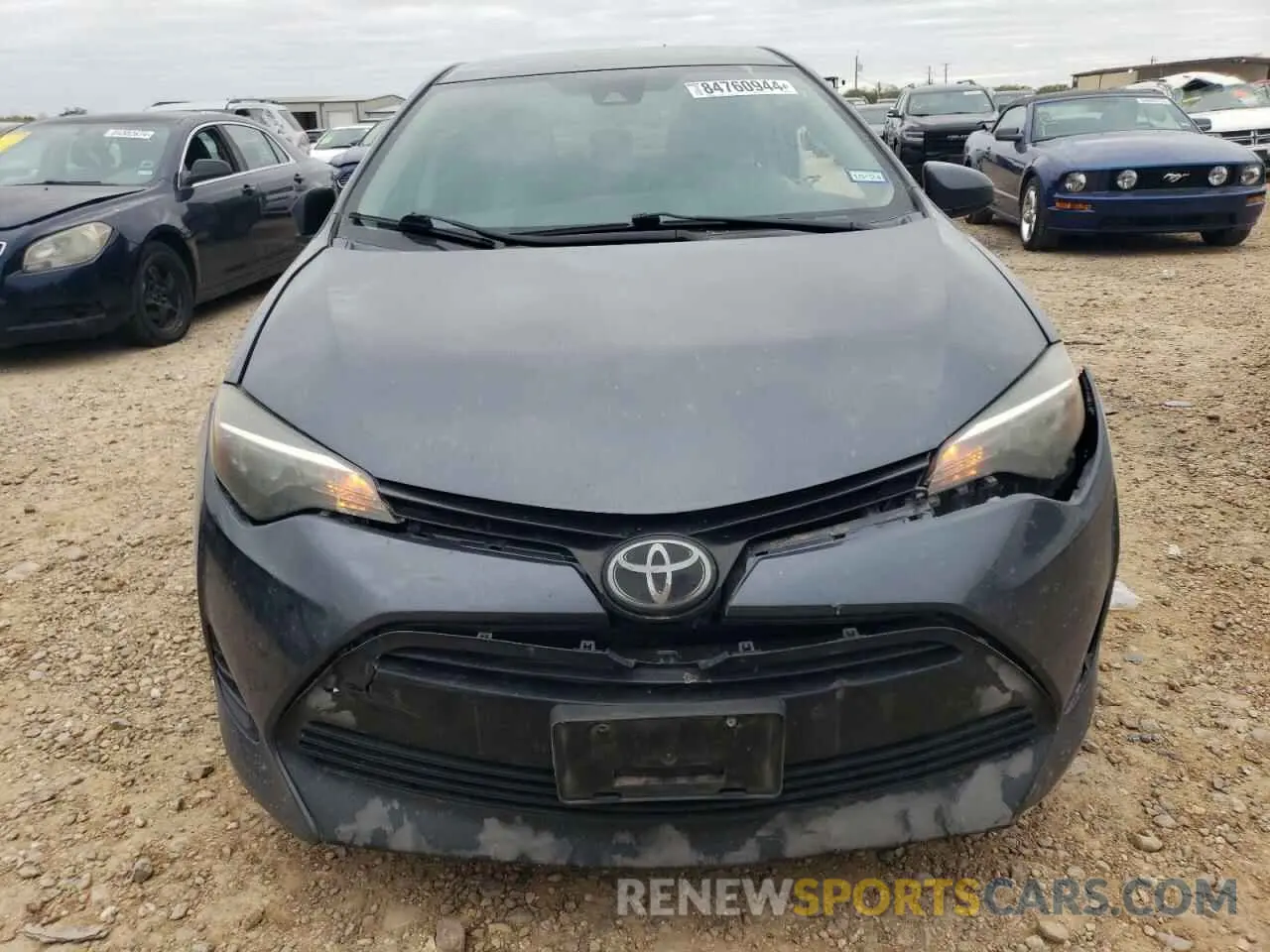 5 fotografías del automóvil dañado 5YFBURHE0KP863987 TOYOTA COROLLA 2019