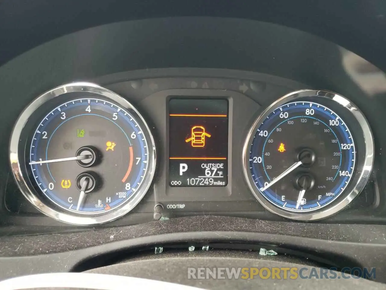 9 fotografías del automóvil dañado 5YFBURHE0KP863987 TOYOTA COROLLA 2019