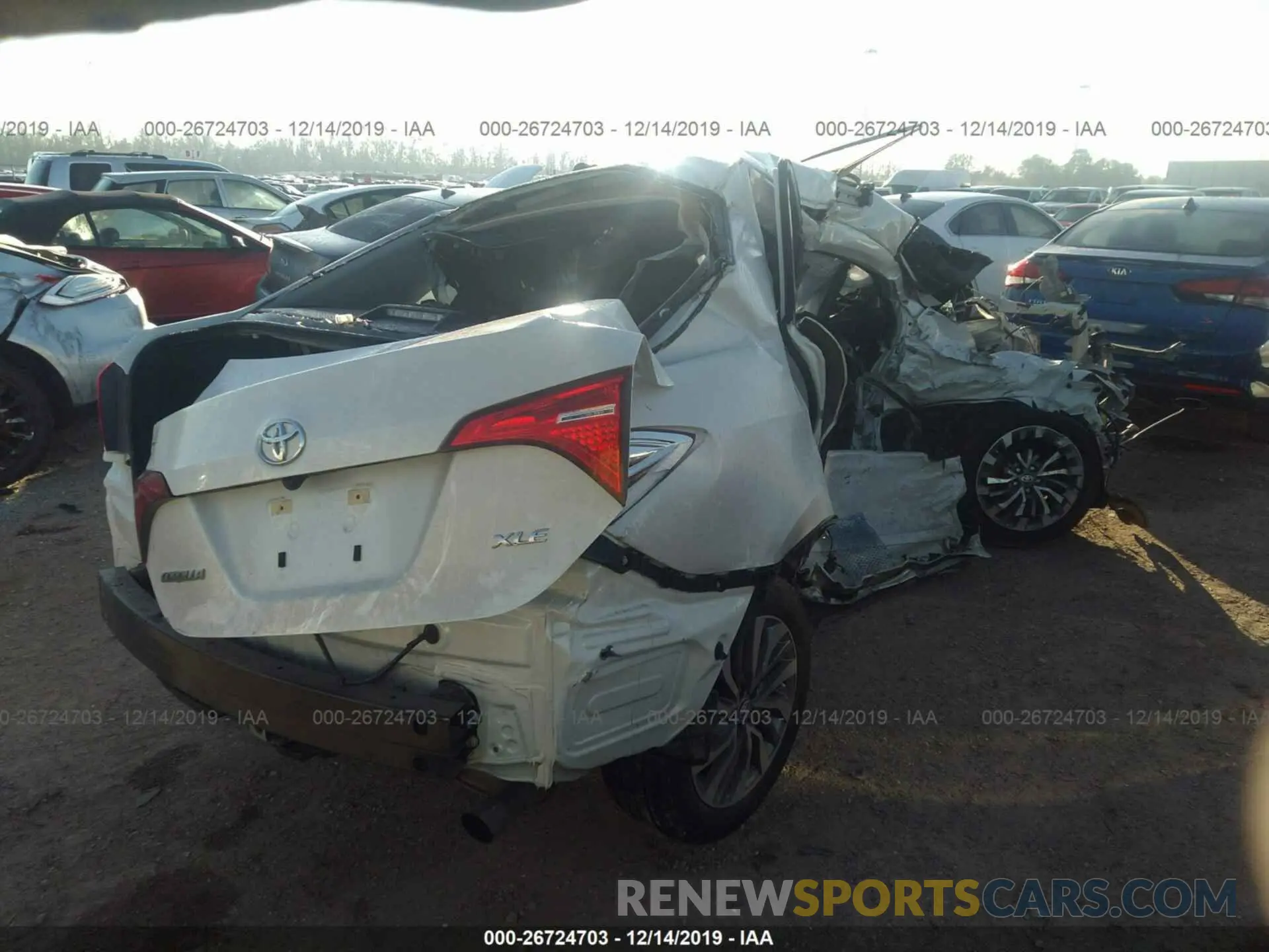 4 fotografías del automóvil dañado 5YFBURHE0KP871006 TOYOTA COROLLA 2019