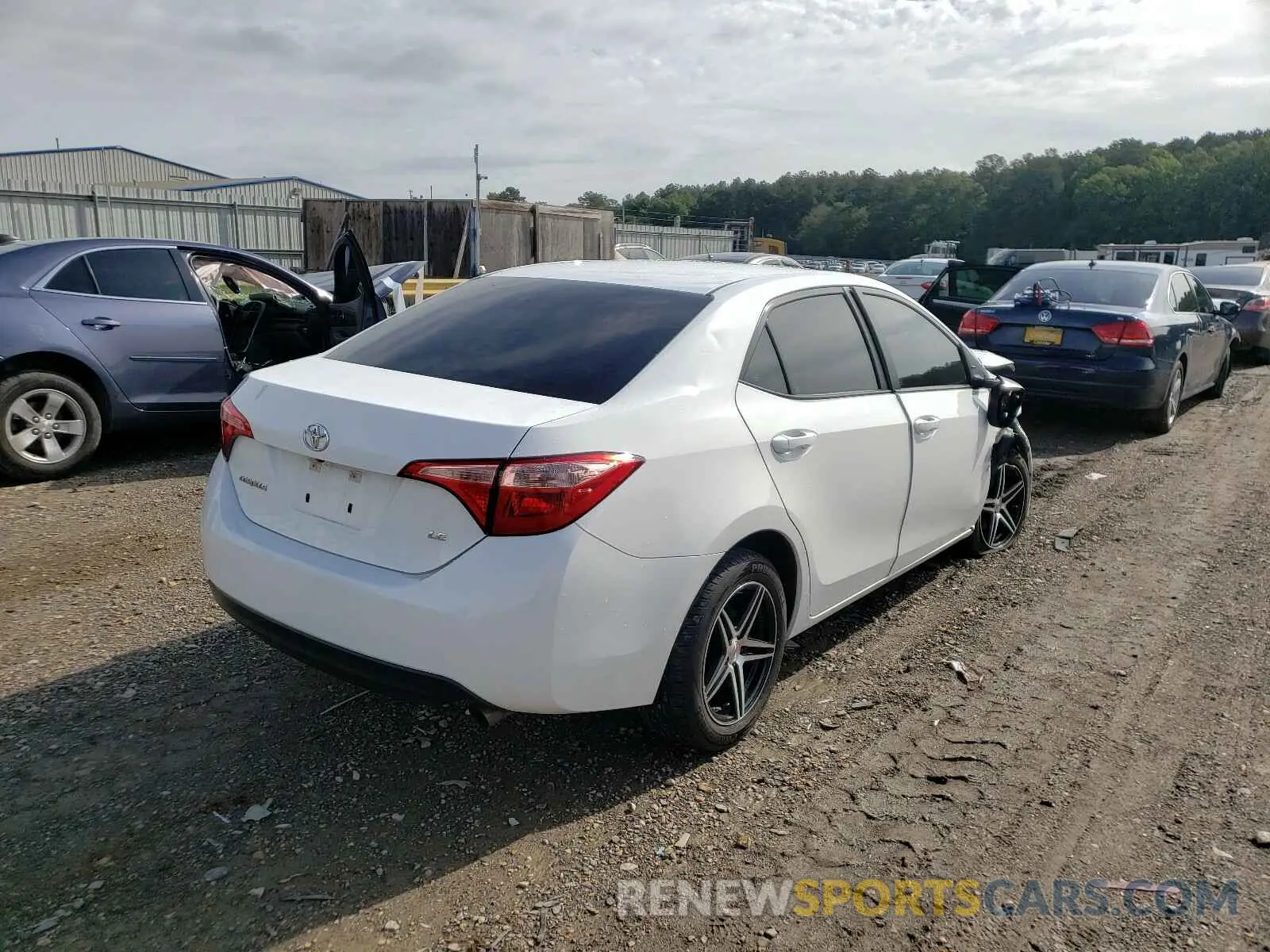 4 fotografías del automóvil dañado 5YFBURHE0KP873712 TOYOTA COROLLA 2019