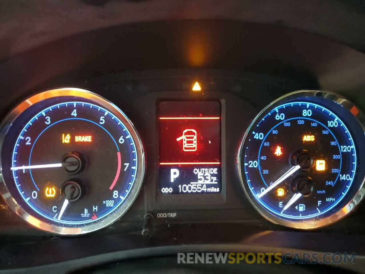 9 fotografías del automóvil dañado 5YFBURHE0KP882488 TOYOTA COROLLA 2019
