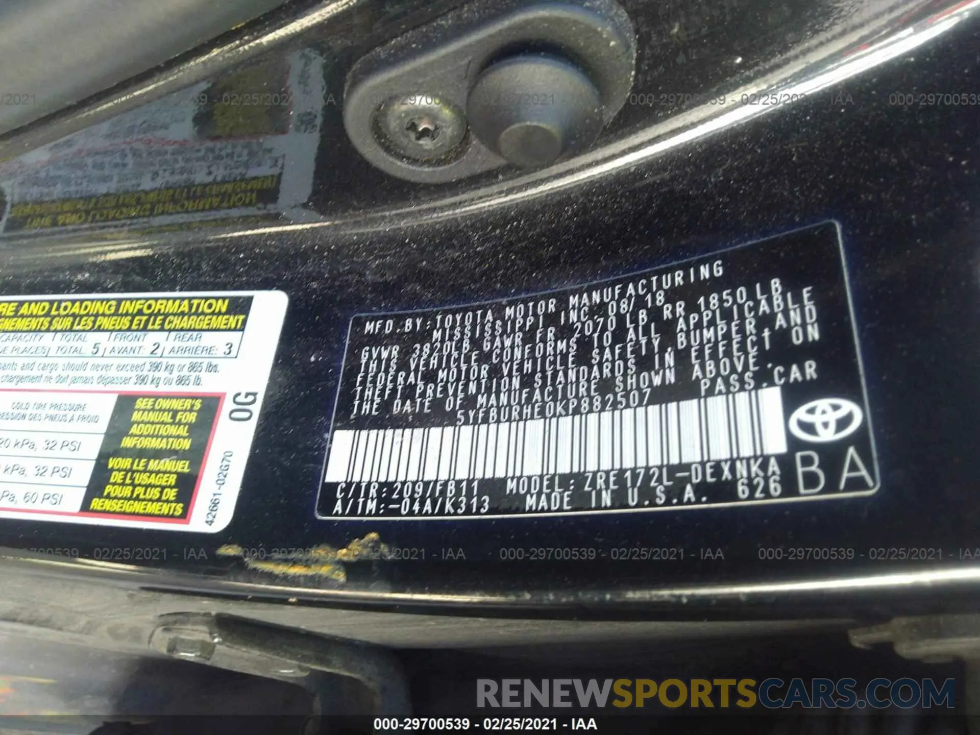 9 fotografías del automóvil dañado 5YFBURHE0KP882507 TOYOTA COROLLA 2019