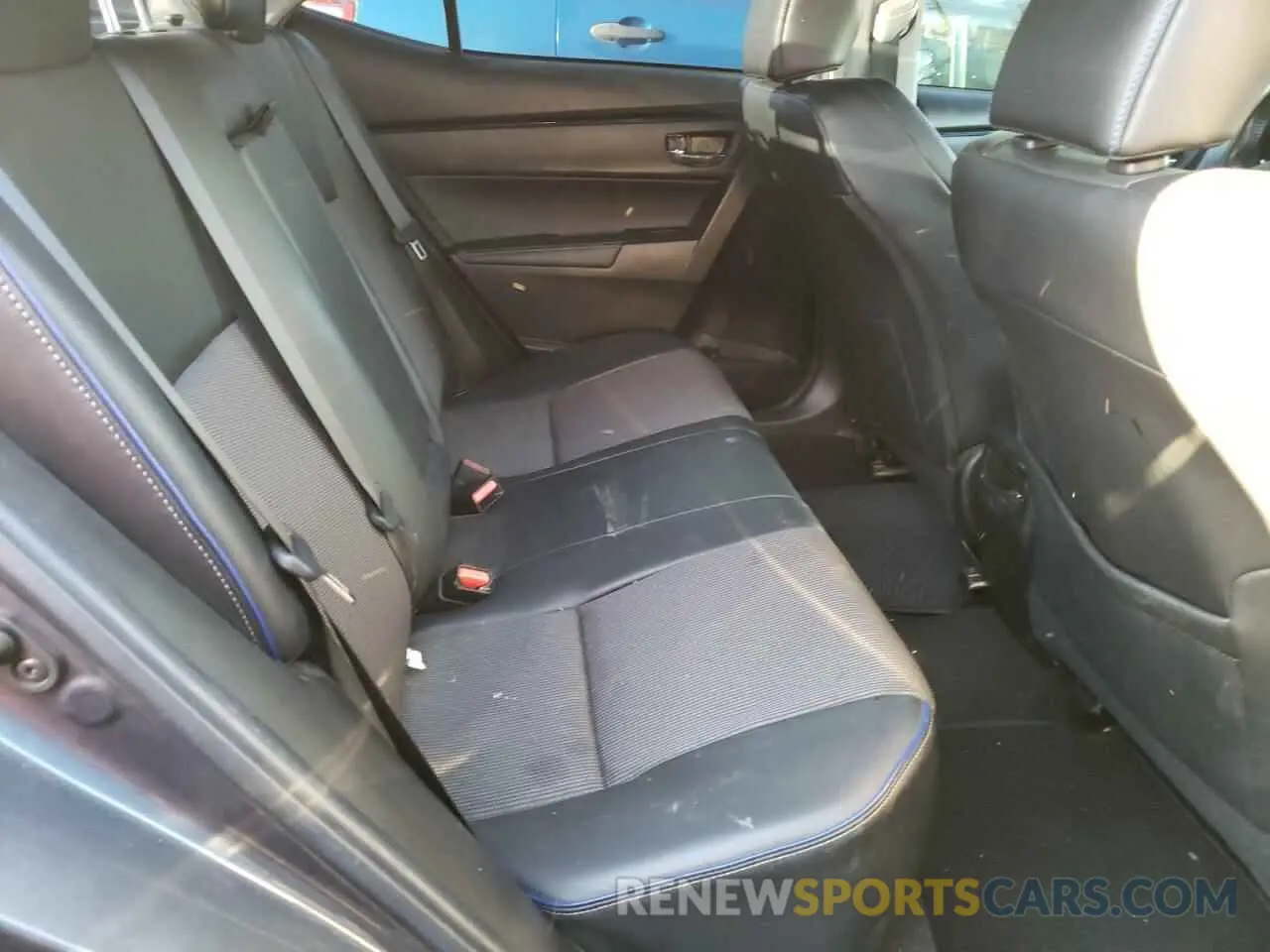 10 fotografías del automóvil dañado 5YFBURHE0KP886167 TOYOTA COROLLA 2019