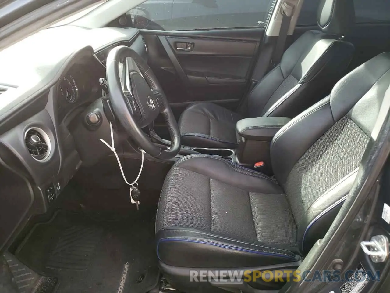 7 fotografías del automóvil dañado 5YFBURHE0KP886167 TOYOTA COROLLA 2019
