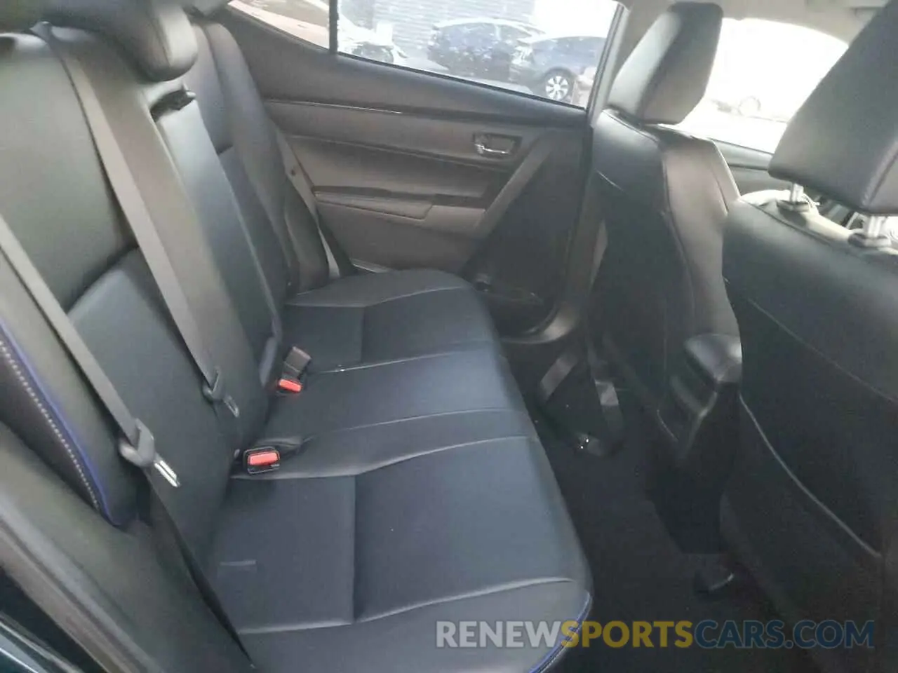 10 fotografías del automóvil dañado 5YFBURHE0KP888419 TOYOTA COROLLA 2019