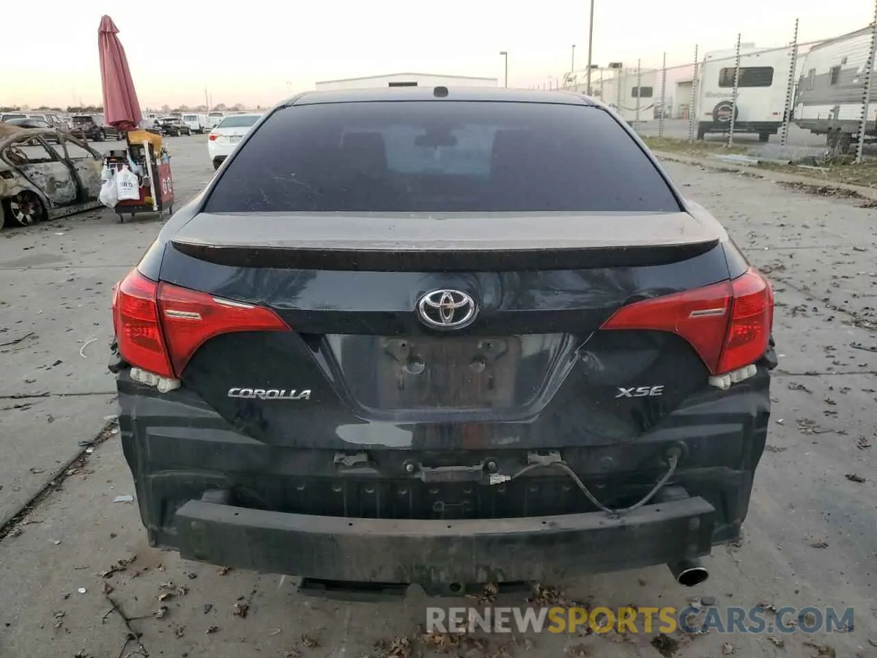 6 fotografías del automóvil dañado 5YFBURHE0KP888419 TOYOTA COROLLA 2019