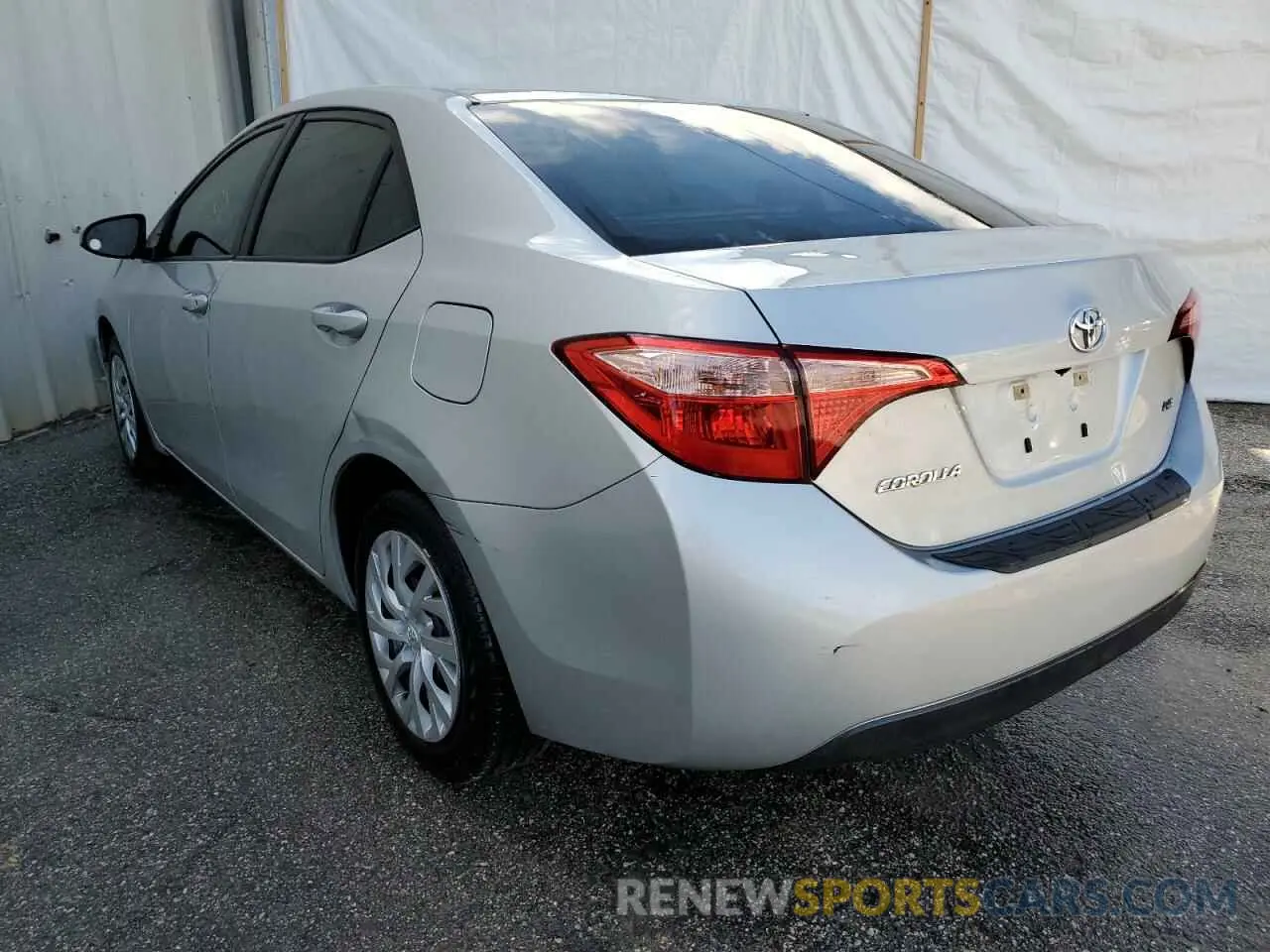 3 fotografías del automóvil dañado 5YFBURHE0KP888985 TOYOTA COROLLA 2019