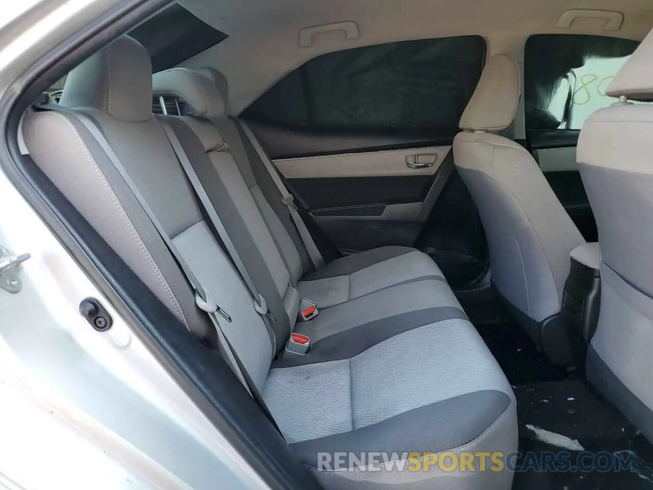 6 fotografías del automóvil dañado 5YFBURHE0KP888985 TOYOTA COROLLA 2019