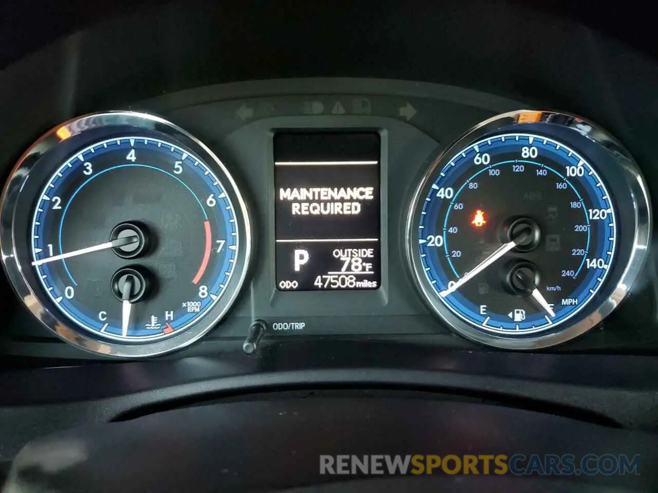 8 fotografías del automóvil dañado 5YFBURHE0KP888985 TOYOTA COROLLA 2019