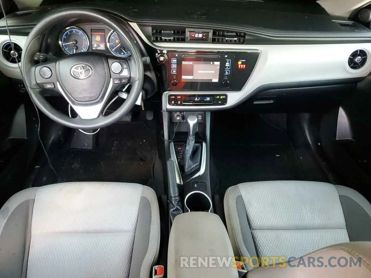 9 fotografías del automóvil dañado 5YFBURHE0KP888985 TOYOTA COROLLA 2019