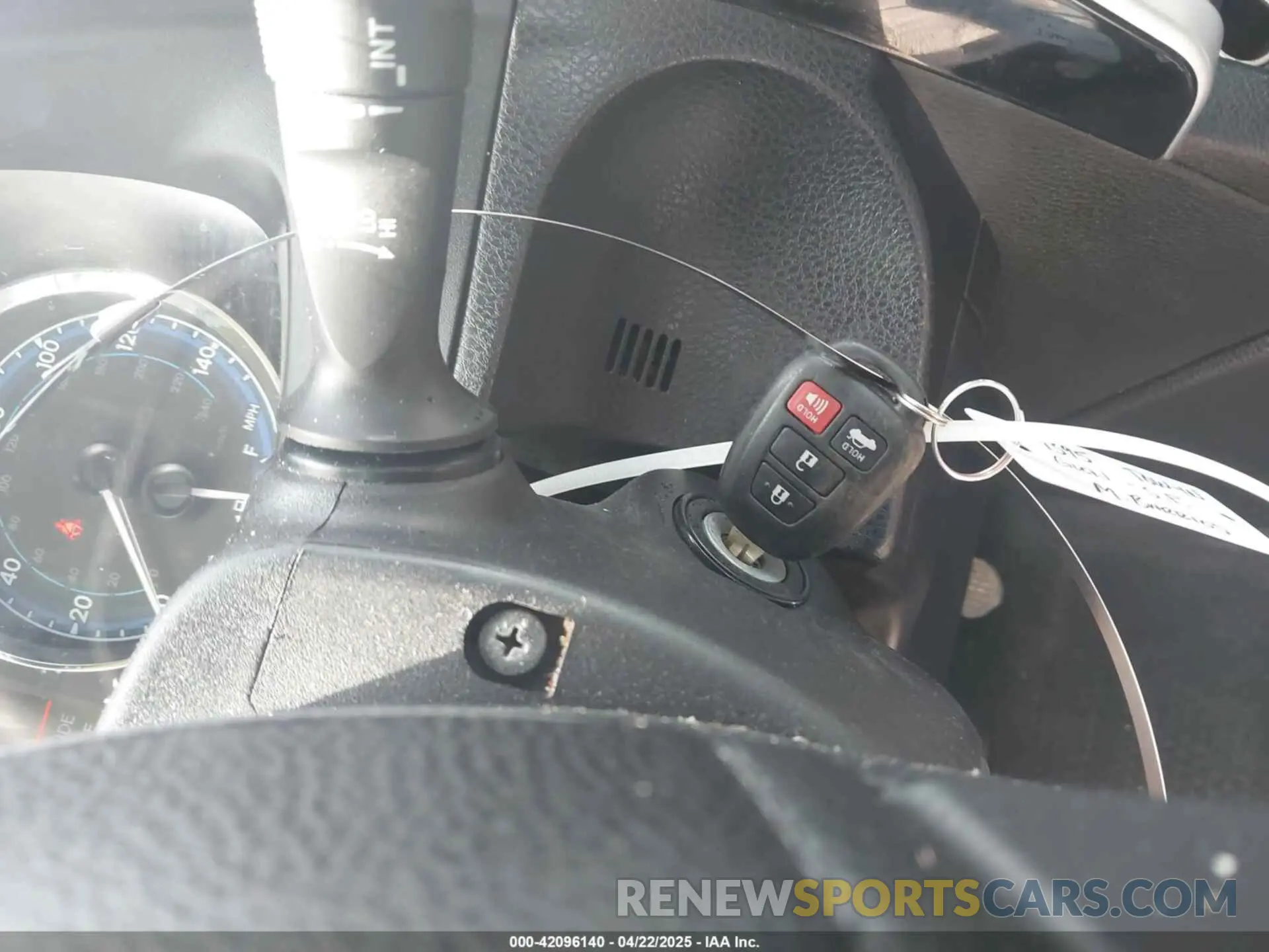 11 fotografías del automóvil dañado 5YFBURHE0KP895824 TOYOTA COROLLA 2019